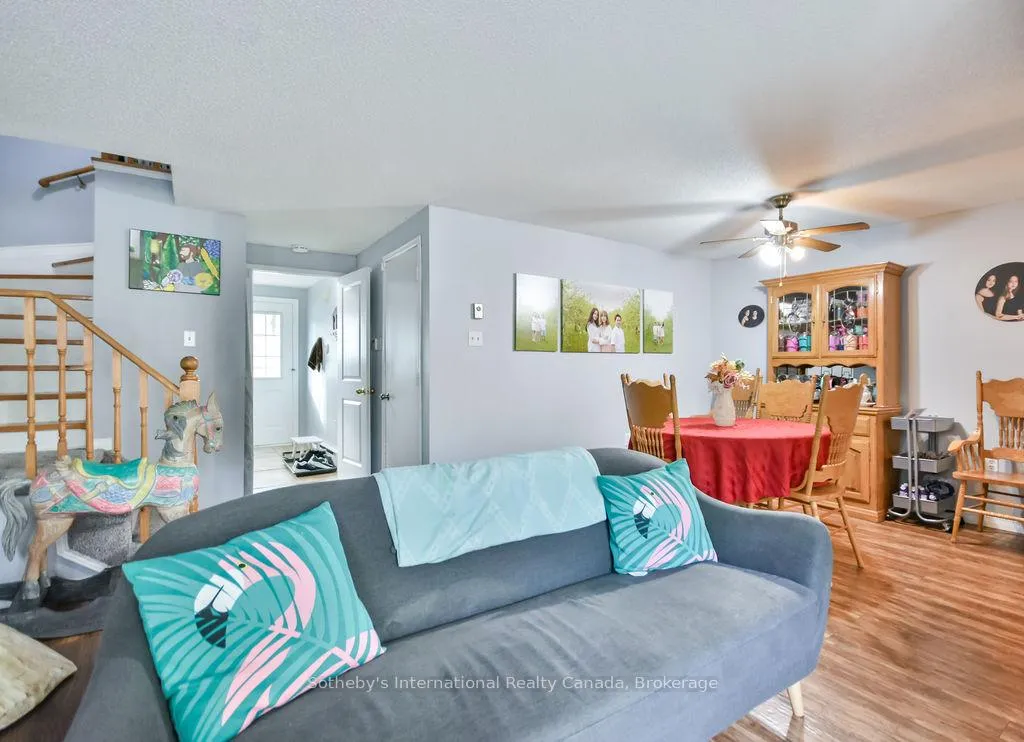 Photo 4 of Unit 38, 112 Loggers Run, Barrie, Ardagh — HOMEH