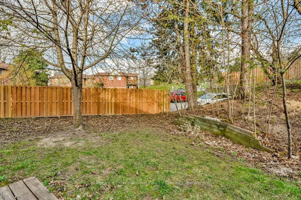 Photo 18 of Unit 38, 112 Loggers Run, Barrie, Ardagh — HOMEH
