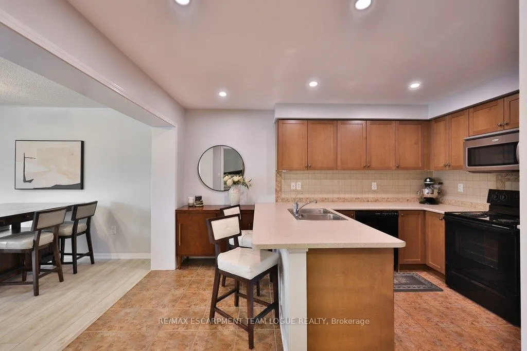 Photo 7 of 653 Speyer Circle, Milton, Harrison — HOMEH