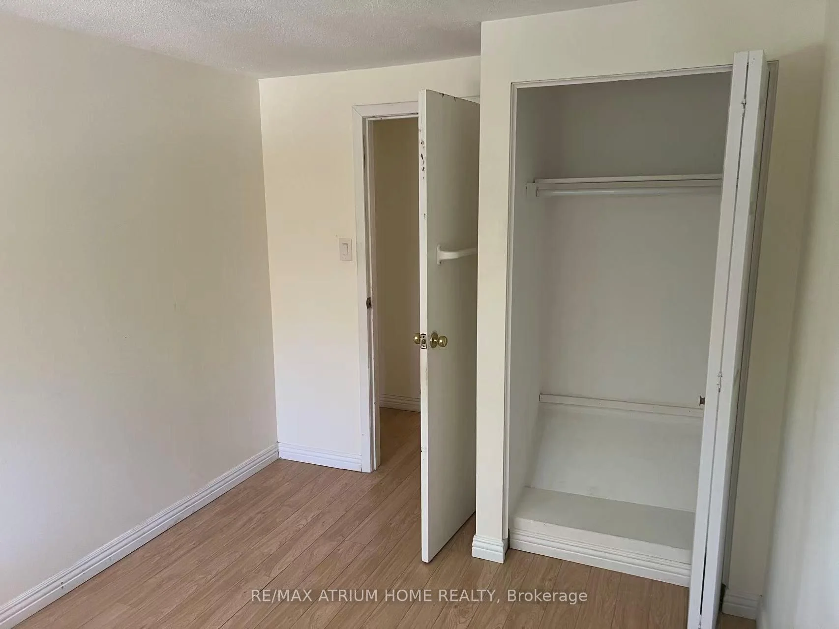Photo 9 of 181 Cedarvale Crescent, Waterloo, Lakeshore Village — HOMEH