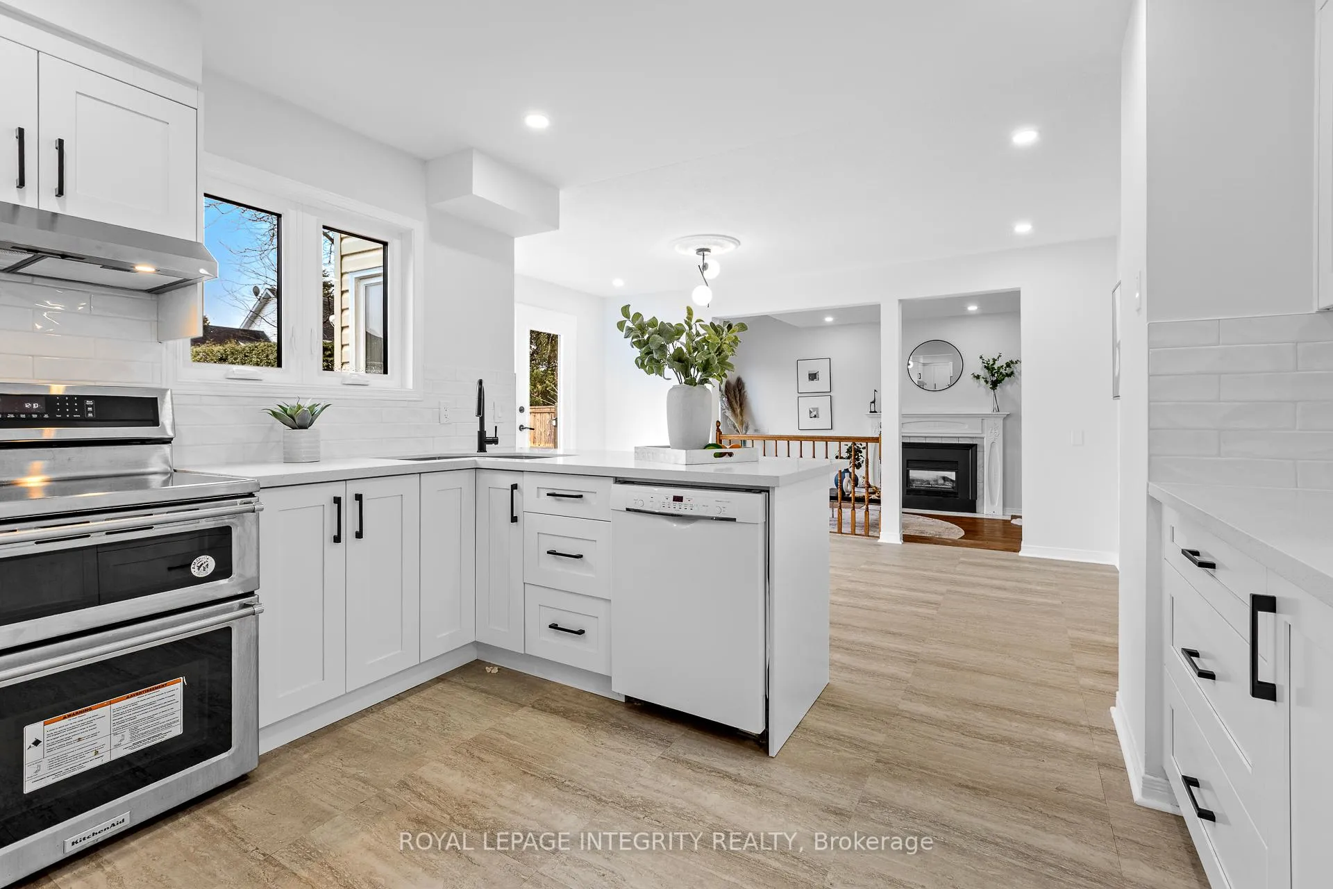 Photo 11 of 18 Shipley Crescent, Ottawa, Stittsville (Central) — HOMEH