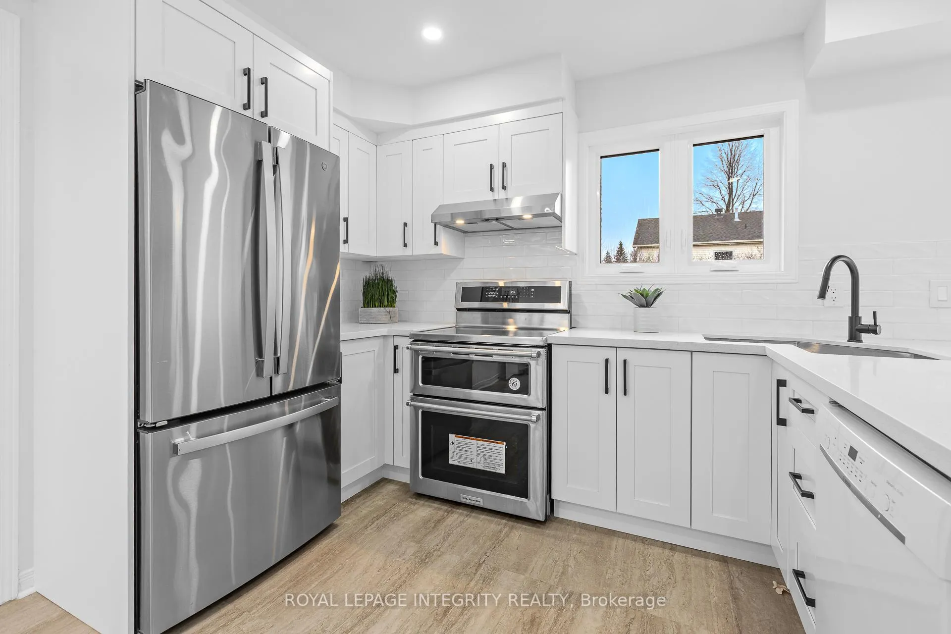 Photo 12 of 18 Shipley Crescent, Ottawa, Stittsville (Central) — HOMEH