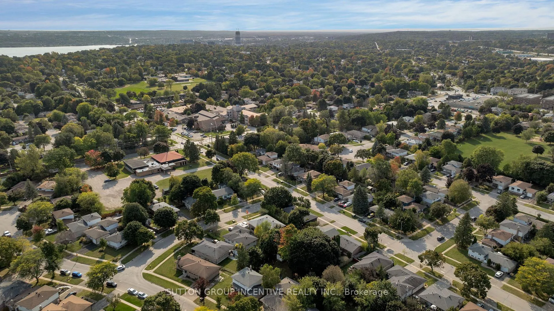 Photo 36 of 254 Cook Street, Barrie, Grove East — HOMEH