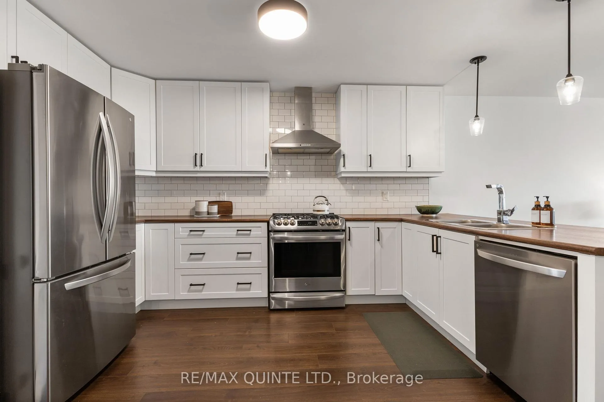 Photo 17 of 59 Hillside Meadow Drive, Quinte West, Murray Ward — HOMEH