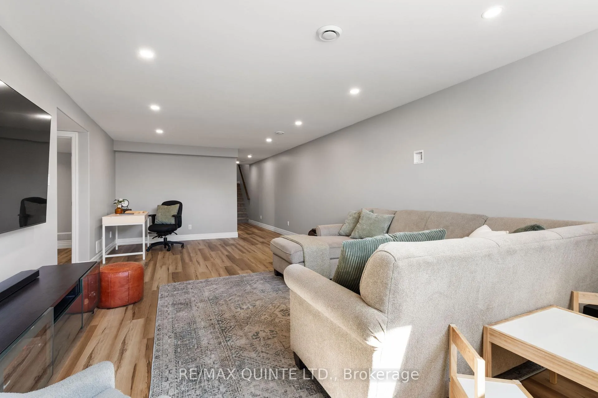 Photo 42 of 59 Hillside Meadow Drive, Quinte West, Murray Ward — HOMEH