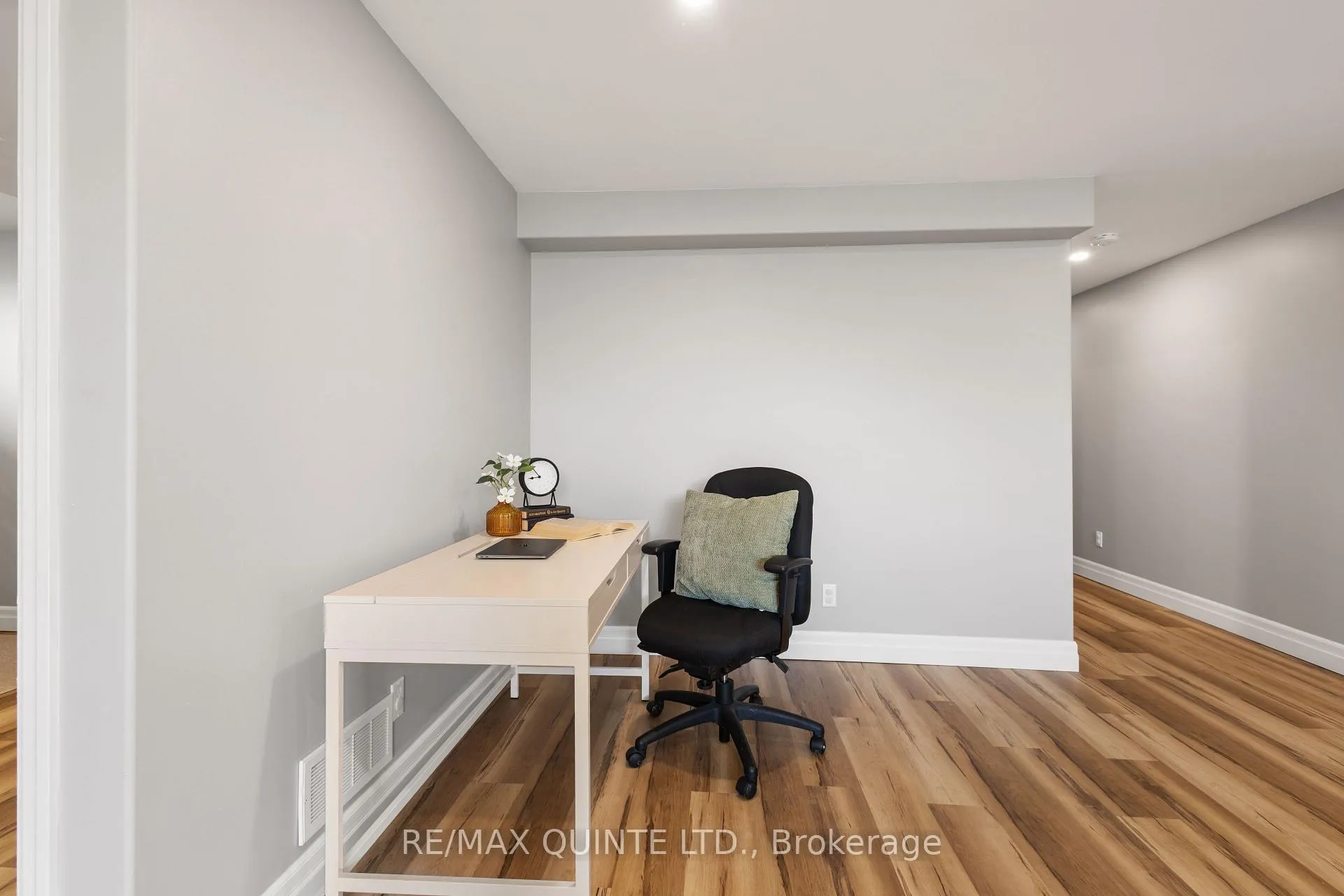 Photo 44 of 59 Hillside Meadow Drive, Quinte West, Murray Ward — HOMEH