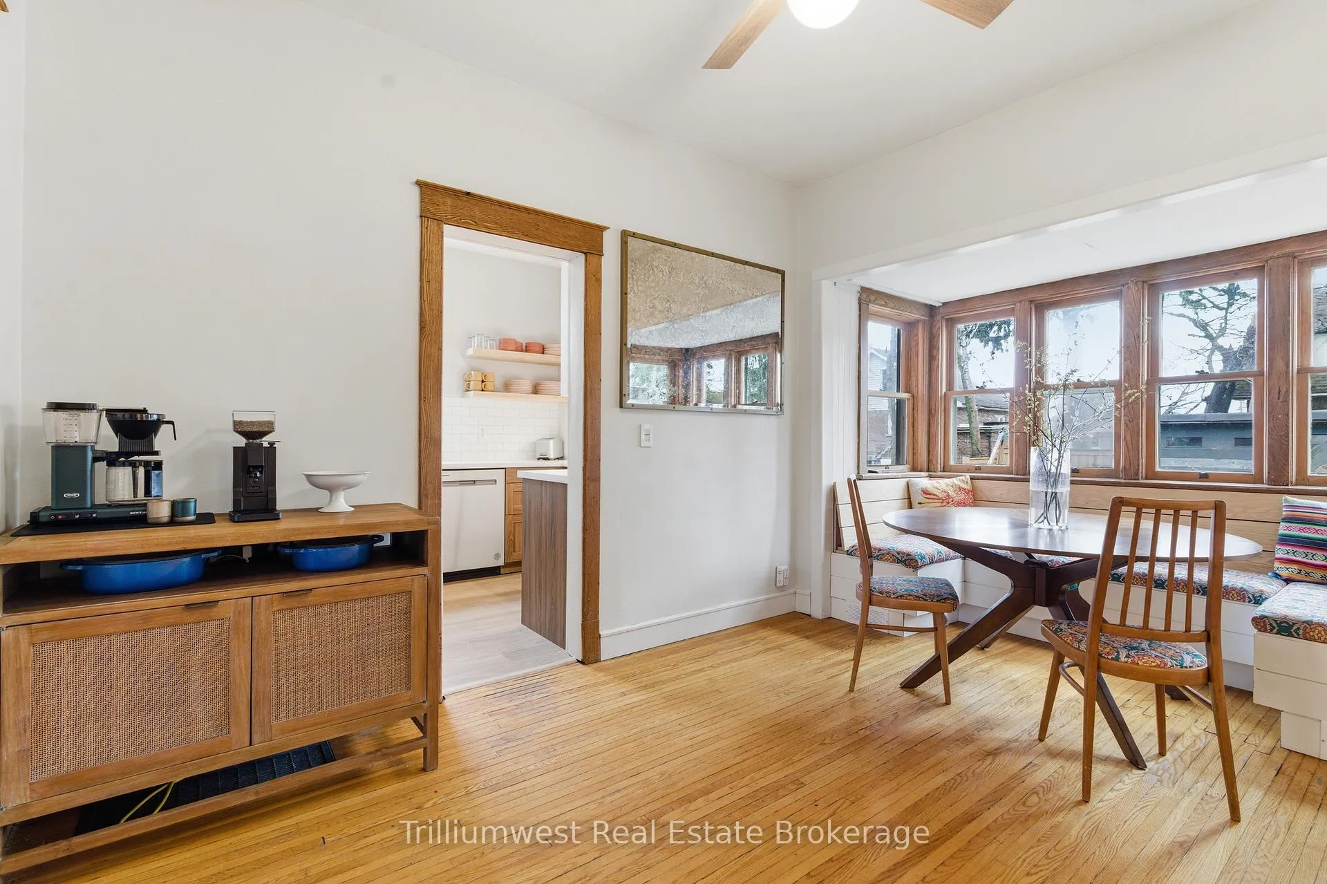 Photo 10 of 50 Hillcrest Drive, Guelph, St. George's — HOMEH
