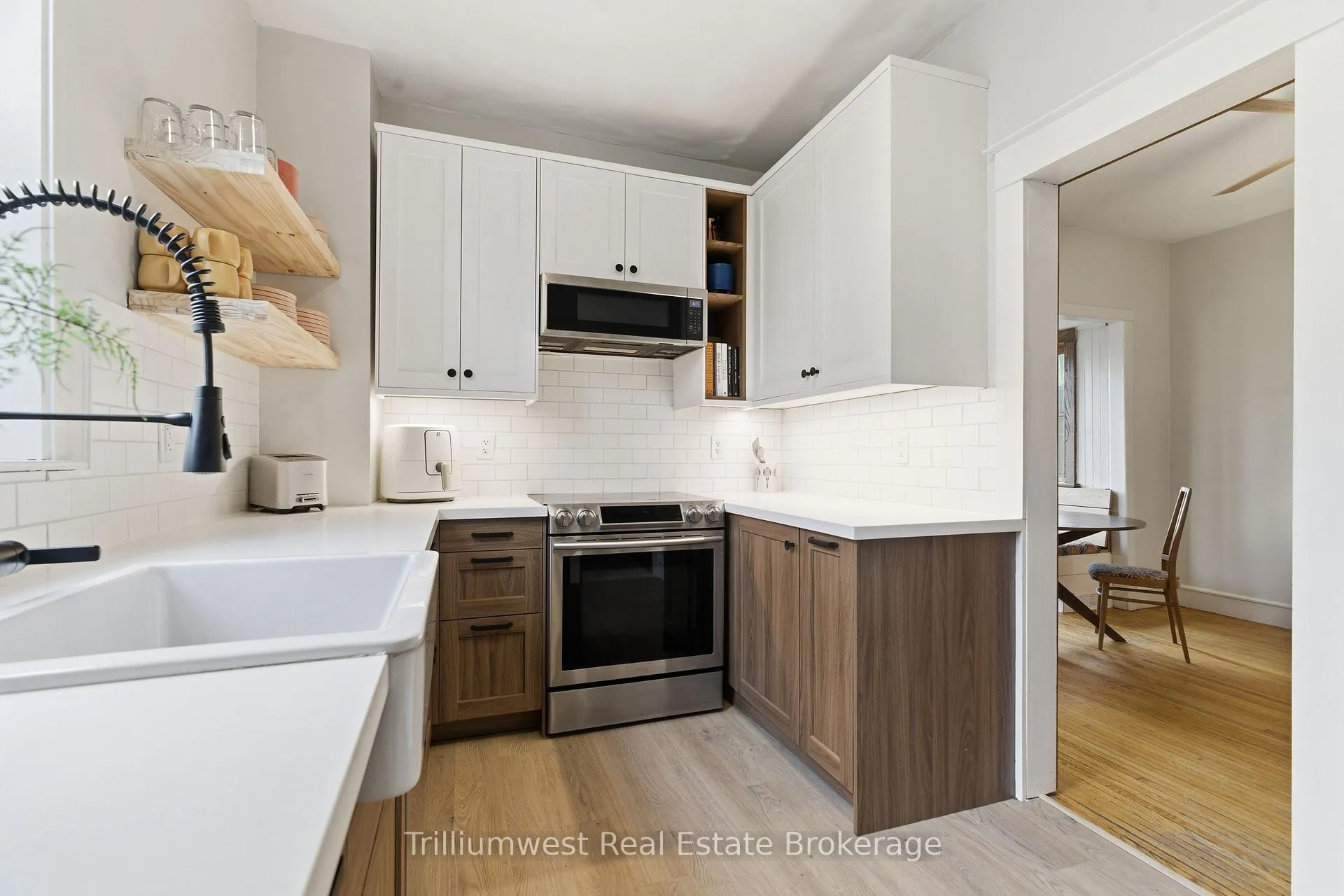 Photo 15 of 50 Hillcrest Drive, Guelph, St. George's — HOMEH