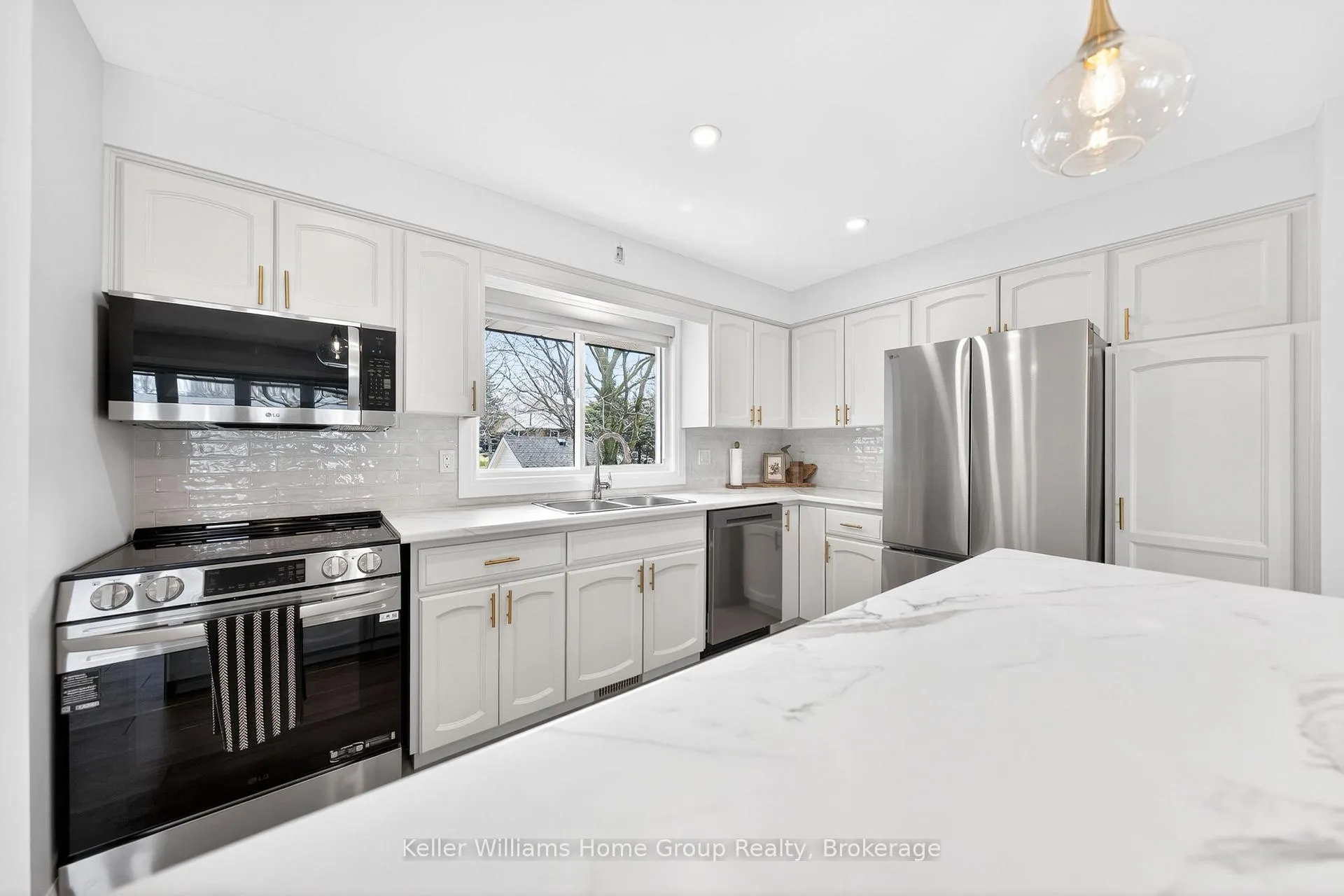 Photo 16 of Unit main level, 535 Elgin Street, Centre Wellington, Fergus — HOMEH
