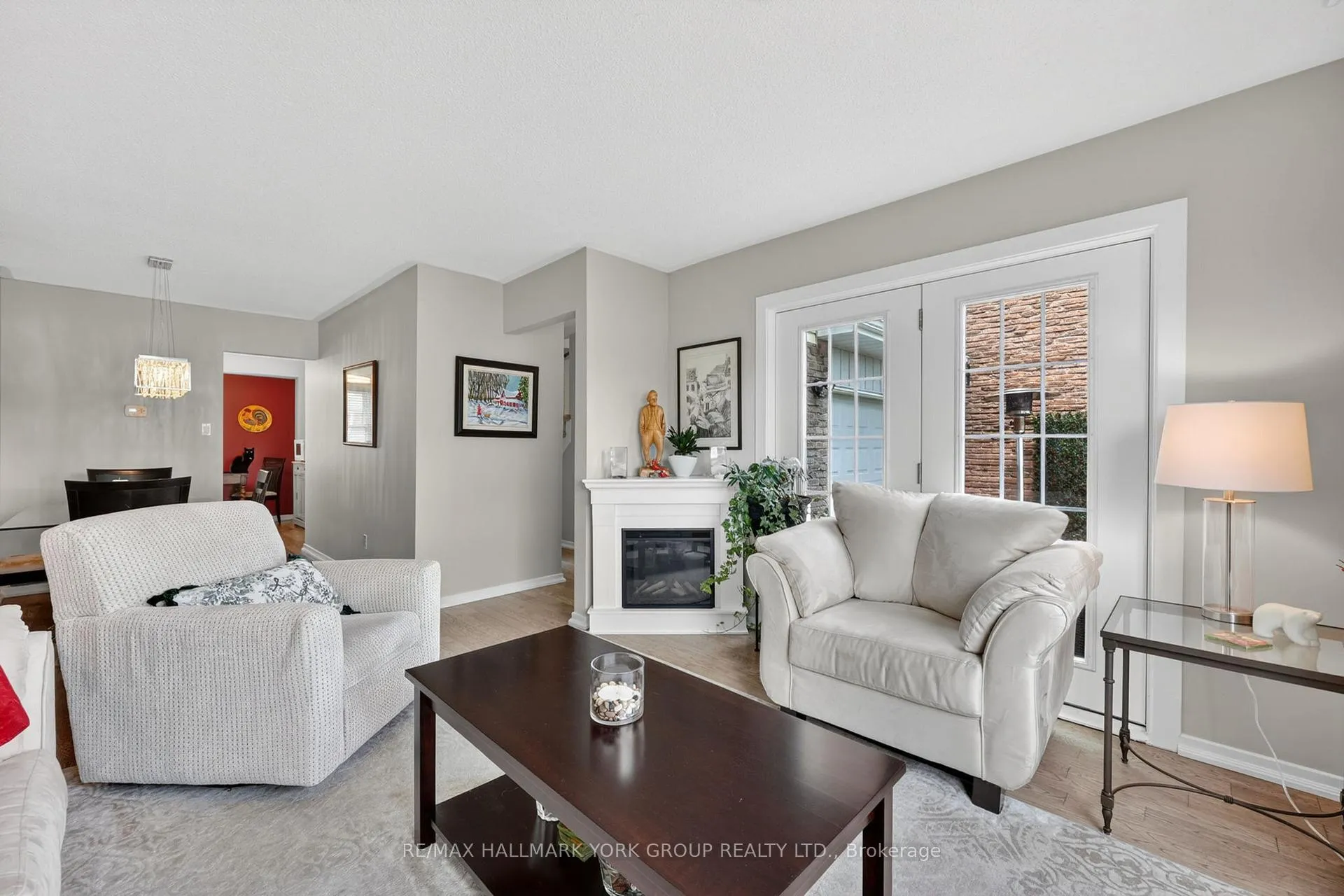 Photo 16 of 35 Parkland Court, Aurora, Aurora Heights — HOMEH