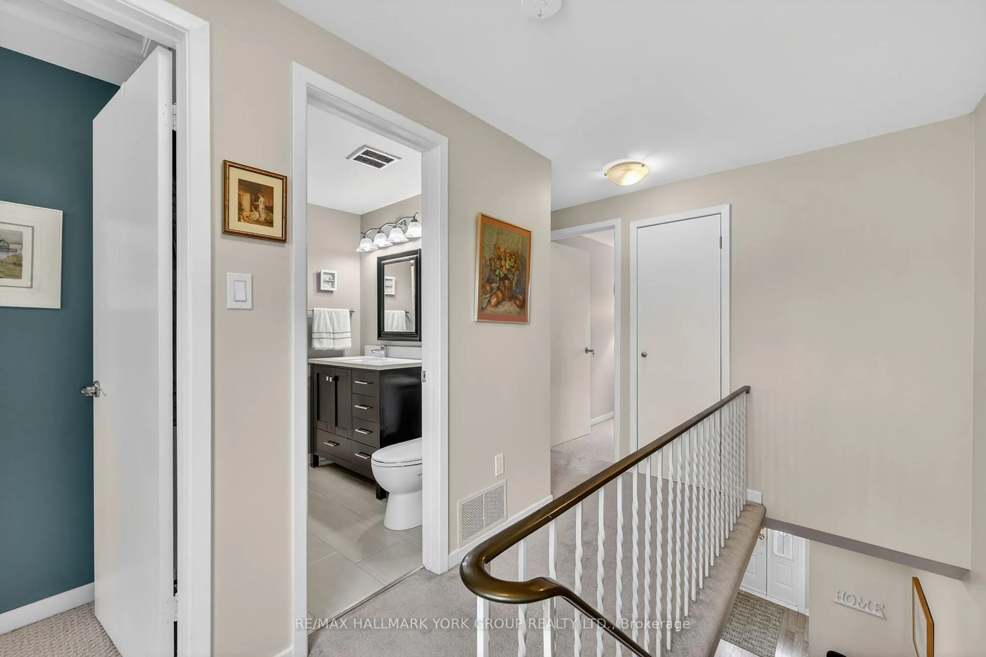 Photo 20 of 35 Parkland Court, Aurora, Aurora Heights — HOMEH