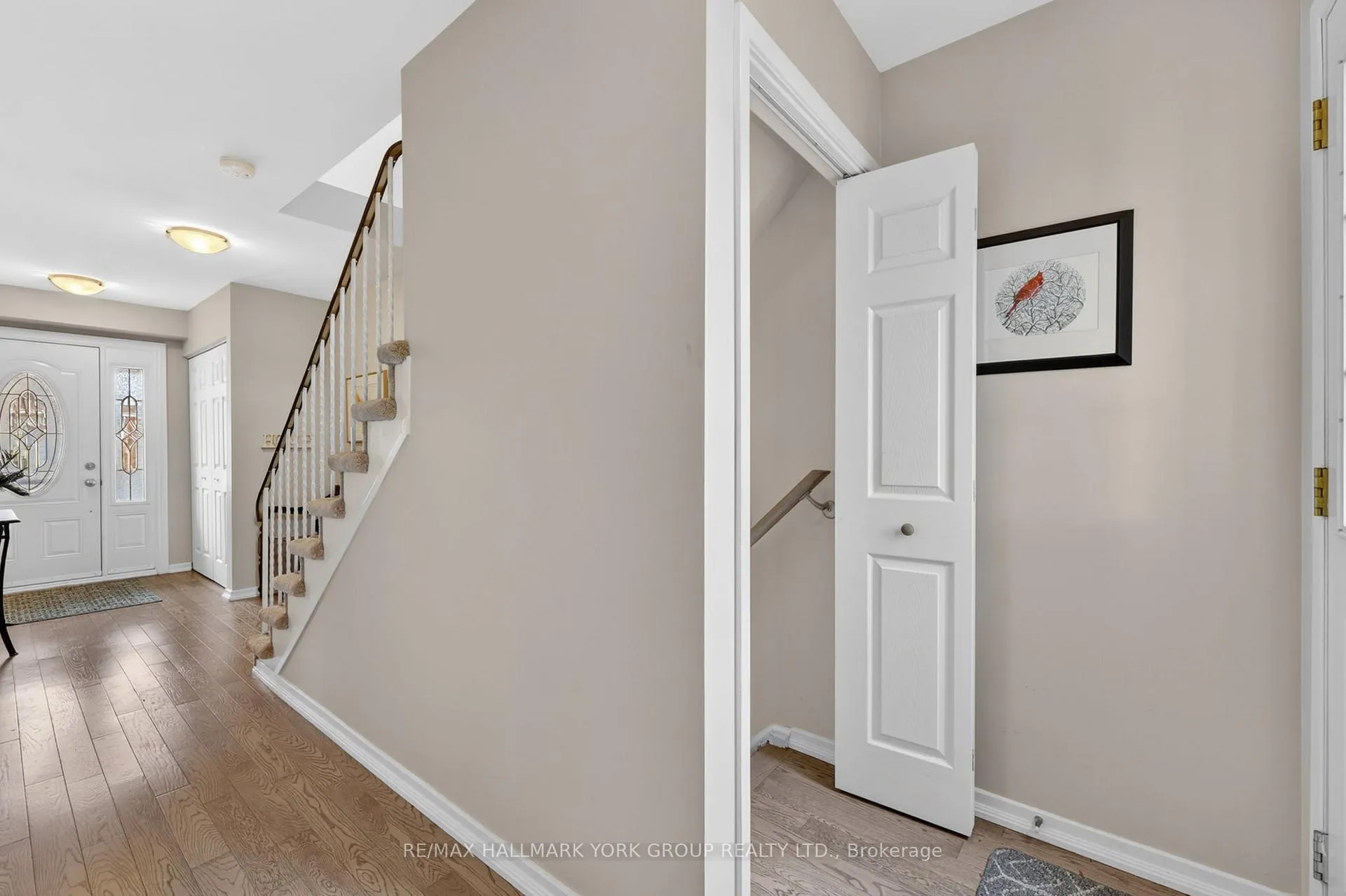 Photo 27 of 35 Parkland Court, Aurora, Aurora Heights — HOMEH