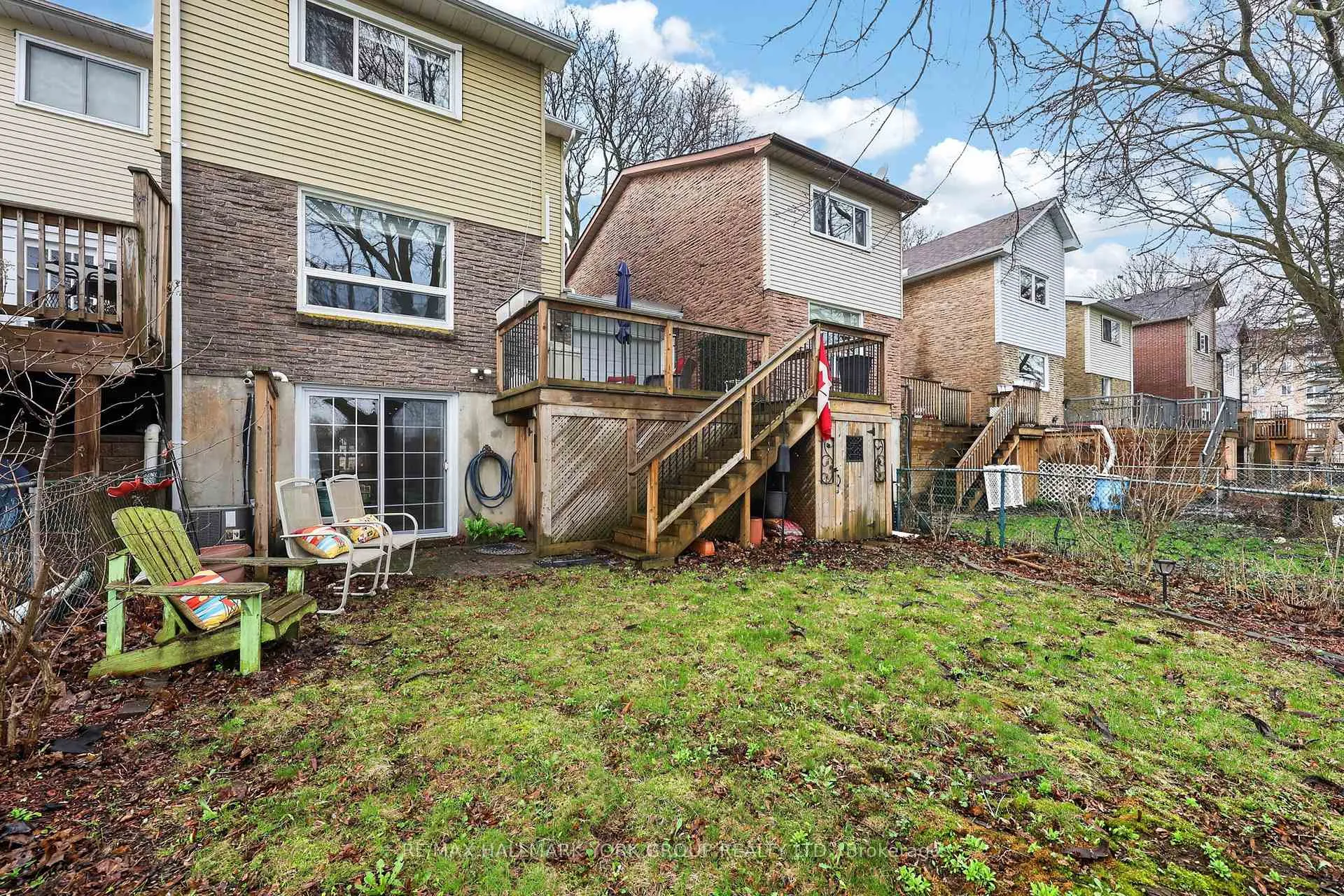 Photo 43 of 35 Parkland Court, Aurora, Aurora Heights — HOMEH