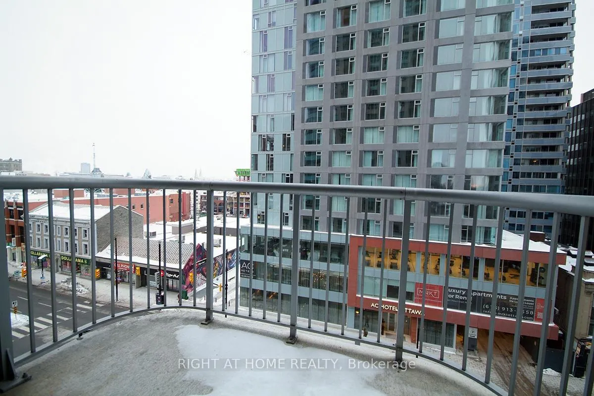 Photo 13 of Unit 702, 200 Rideau Street, Ottawa, Sandy Hill — HOMEH
