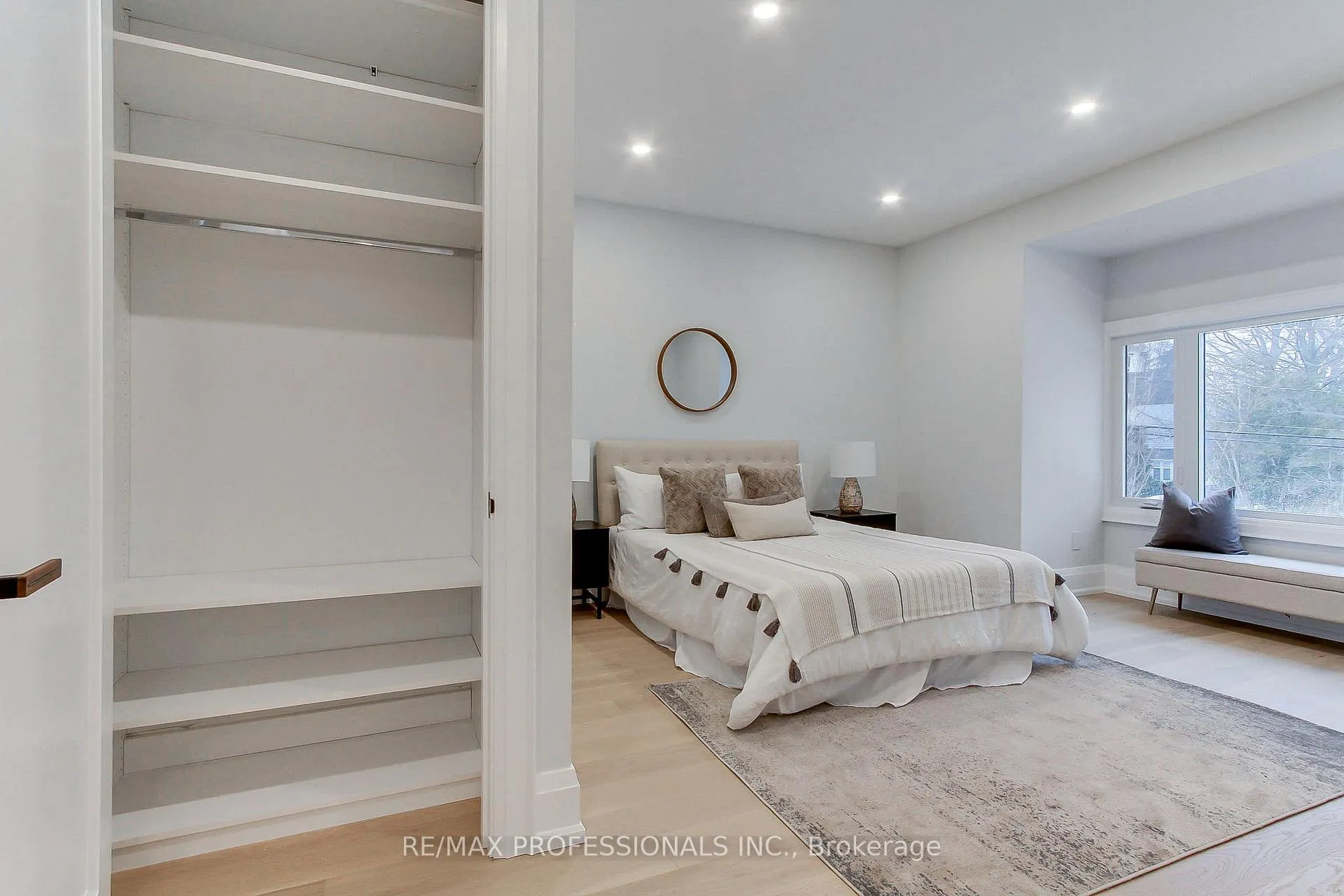 Photo 41 of 432 Smith Avenue, Burlington, Brant — HOMEH