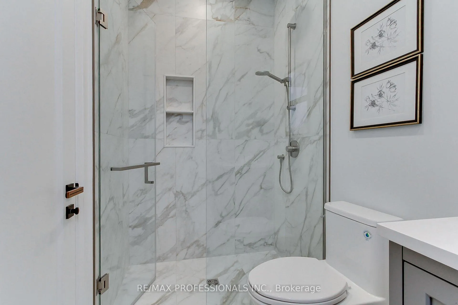 Photo 42 of 432 Smith Avenue, Burlington, Brant — HOMEH