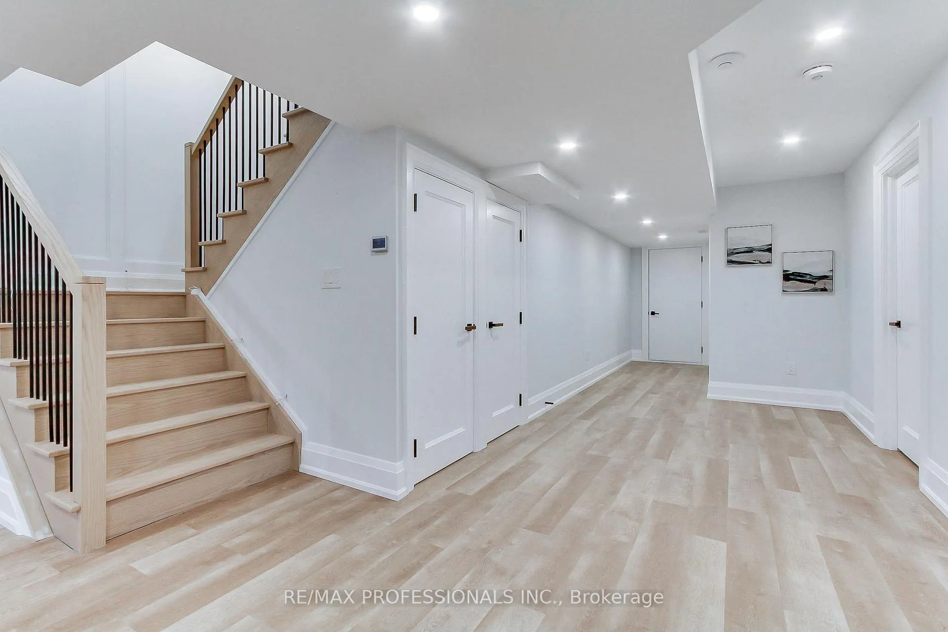 Photo 47 of 432 Smith Avenue, Burlington, Brant — HOMEH