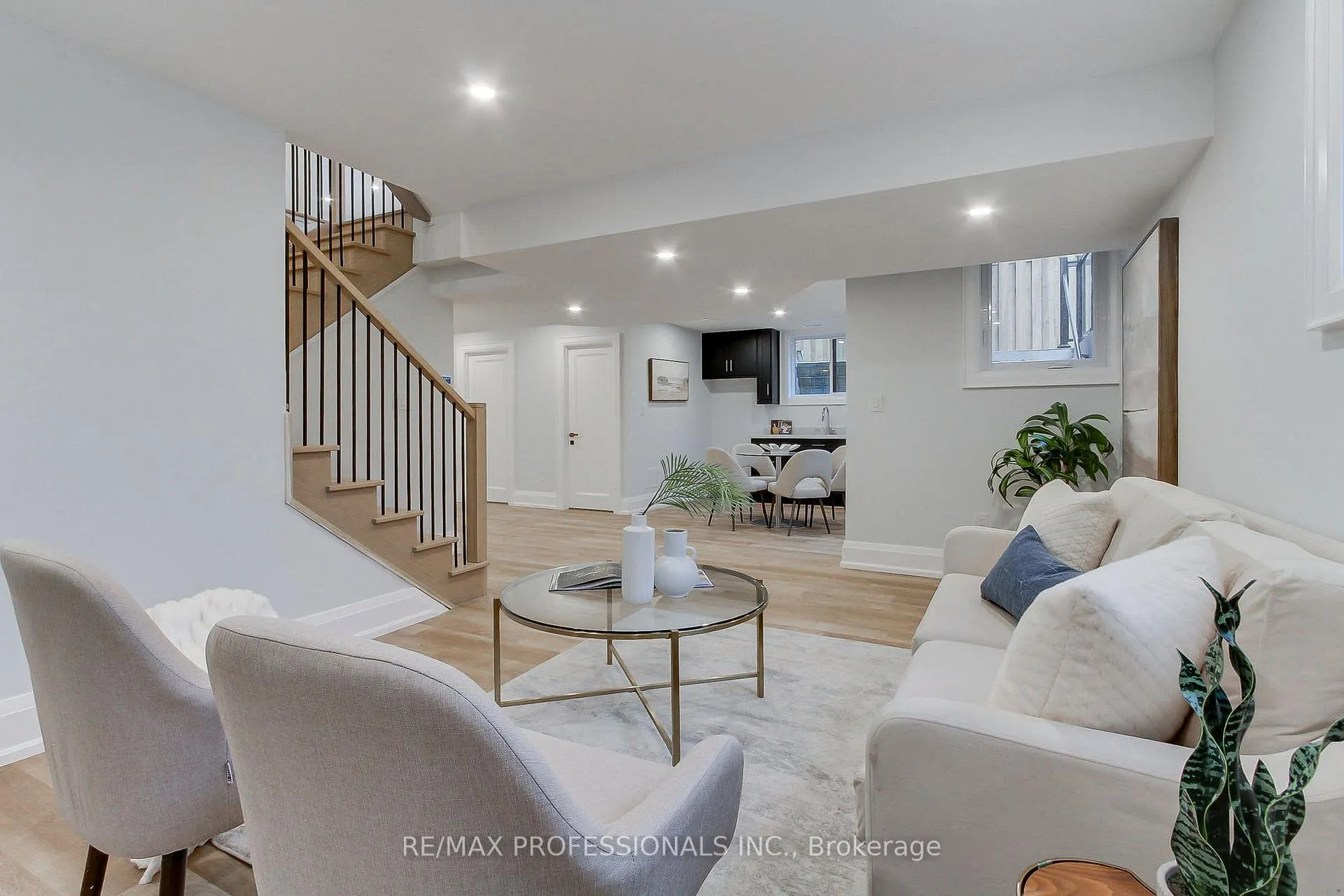 Photo 49 of 432 Smith Avenue, Burlington, Brant — HOMEH