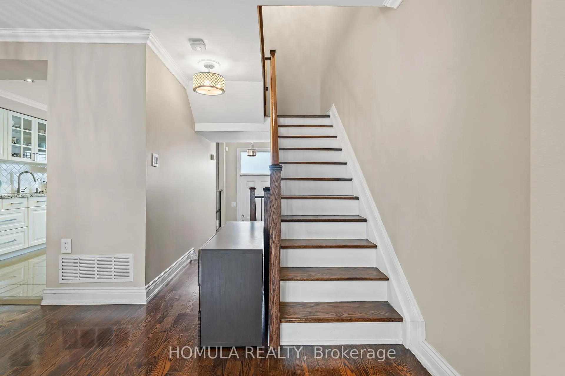 Photo 19 of 211 Woodbridge Avenue, Vaughan, West Woodbridge — HOMEH