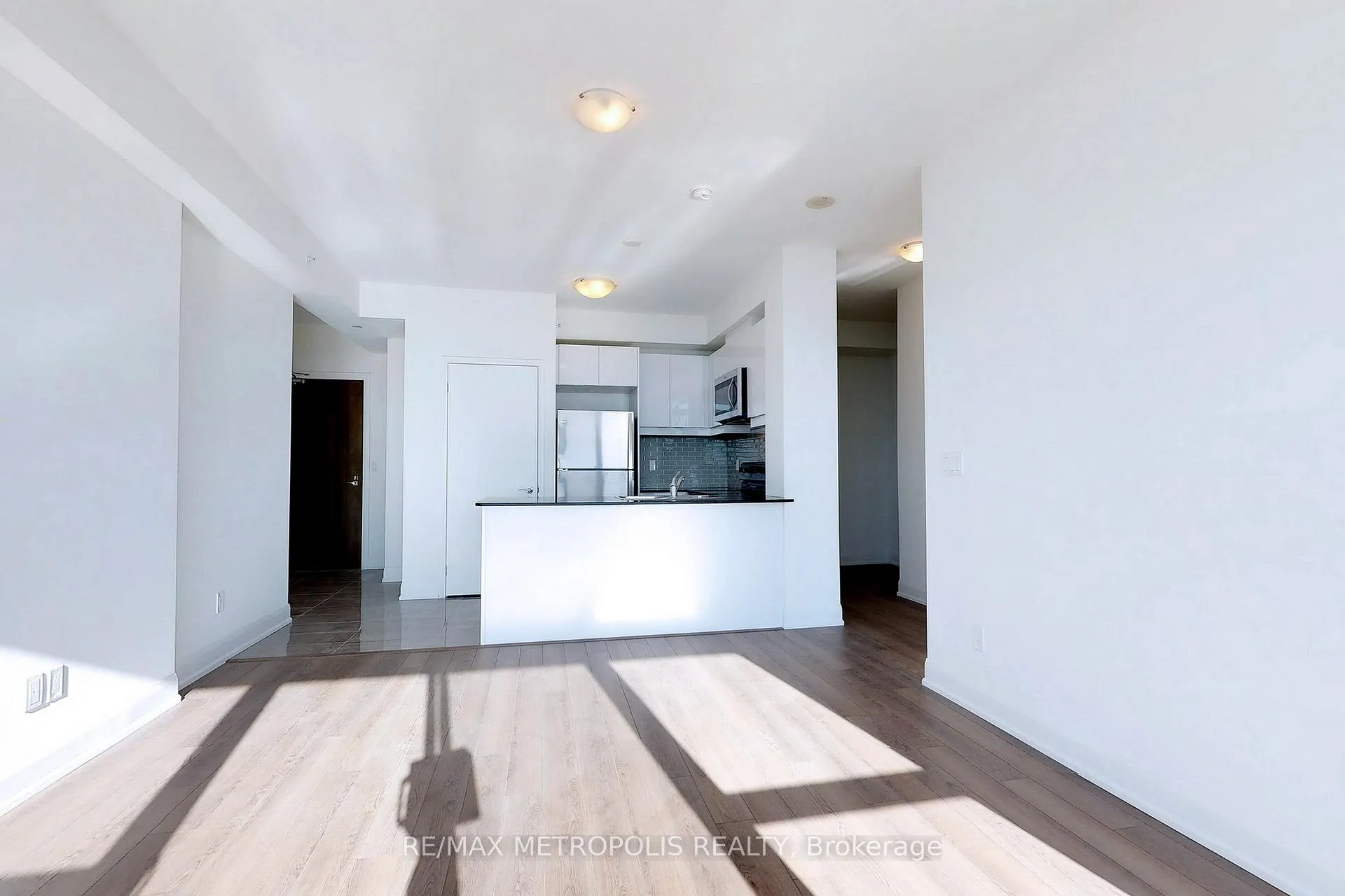 Photo 5 of Unit 3405, 2910 Highway 7, Vaughan, Concord — HOMEH