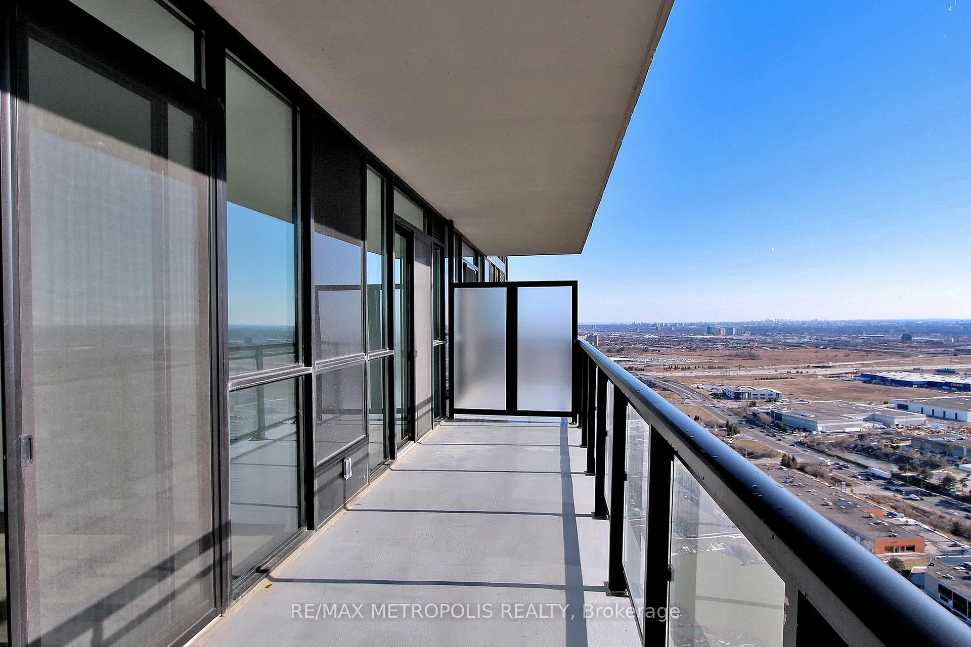 Photo 17 of Unit 3405, 2910 Highway 7, Vaughan, Concord — HOMEH