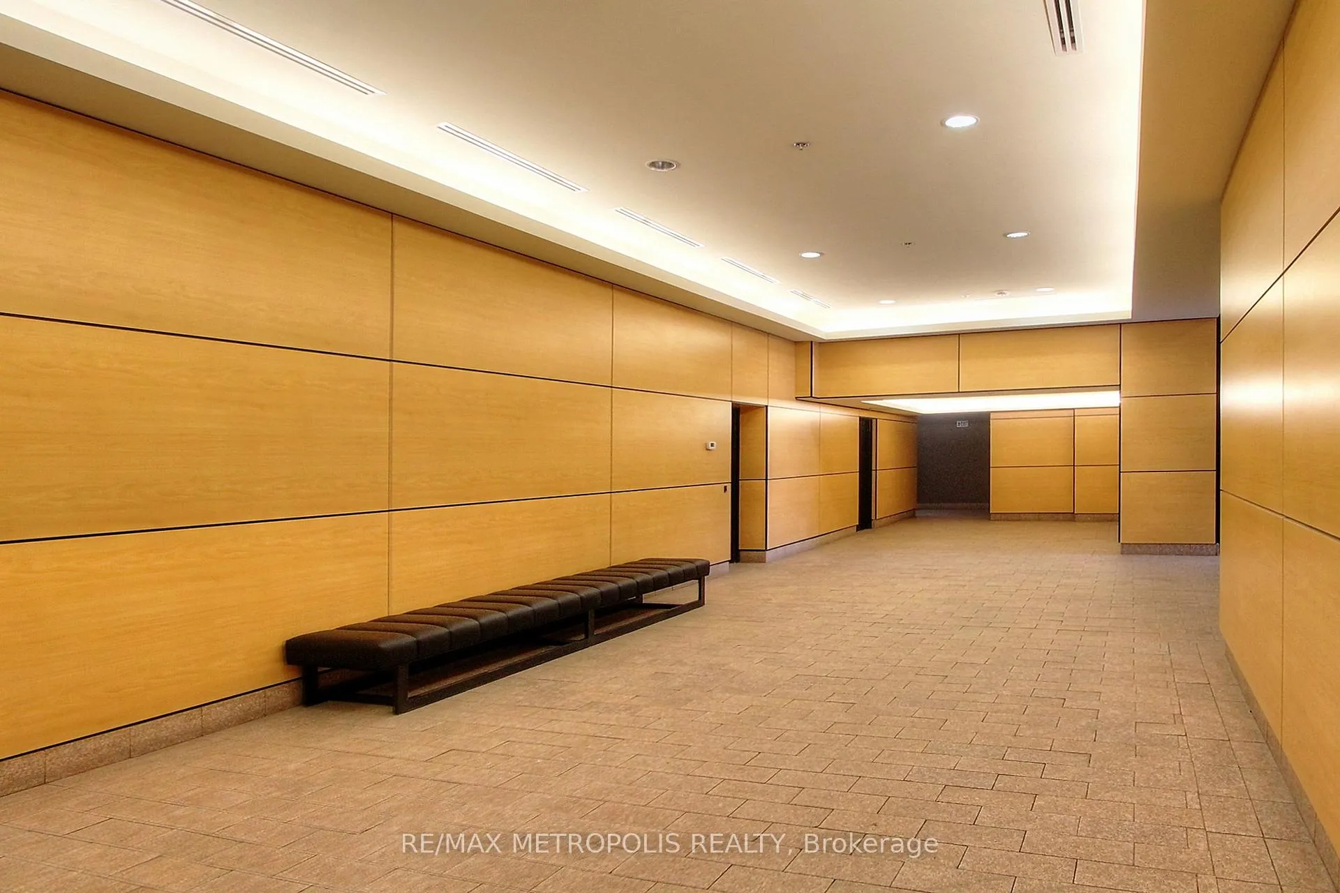 Photo 21 of Unit 3405, 2910 Highway 7, Vaughan, Concord — HOMEH