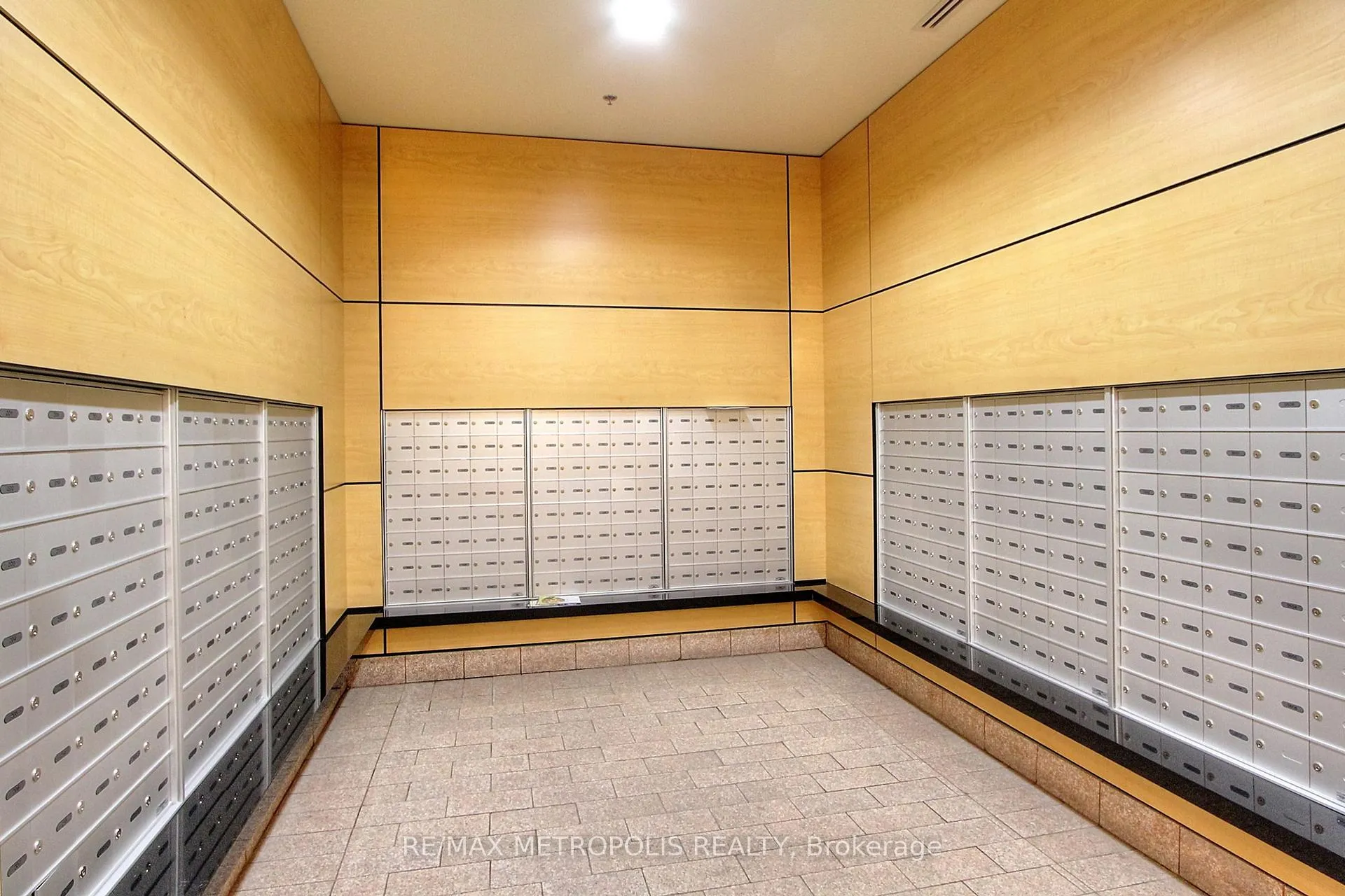 Photo 22 of Unit 3405, 2910 Highway 7, Vaughan, Concord — HOMEH