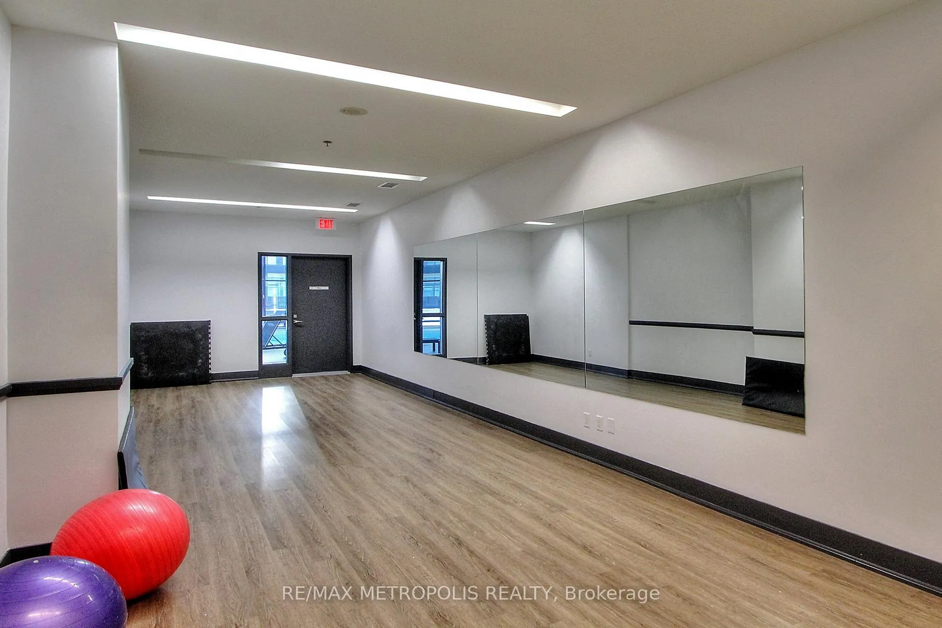 Photo 30 of Unit 3405, 2910 Highway 7, Vaughan, Concord — HOMEH