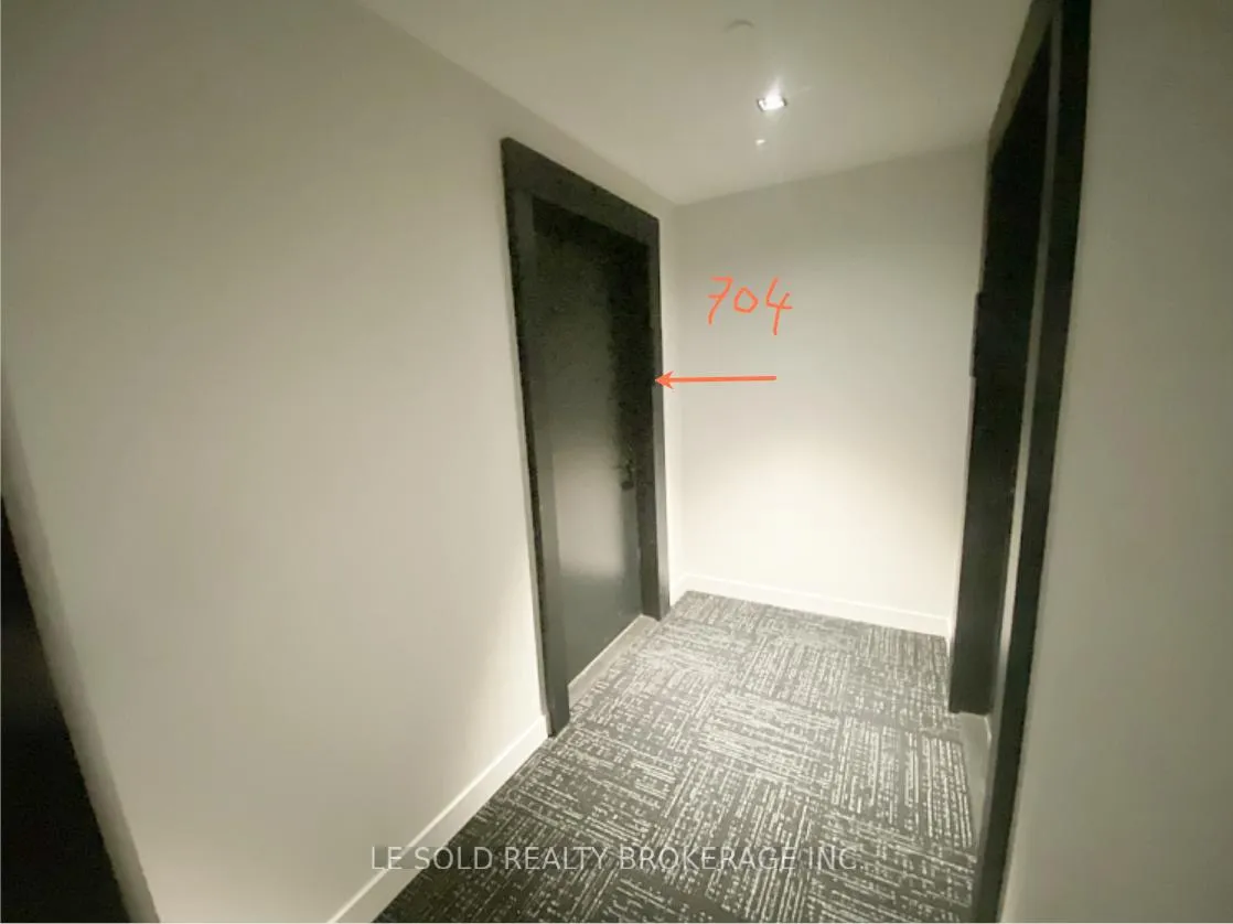 Photo 9 of Unit 704 Room#4, 127 Broadway Avenue, Toronto, Mount Pleasant West — HOMEH