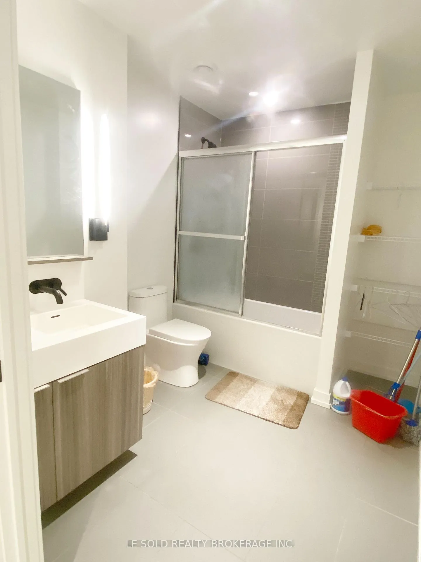 Photo 17 of Unit 704 Room#4, 127 Broadway Avenue, Toronto, Mount Pleasant West — HOMEH