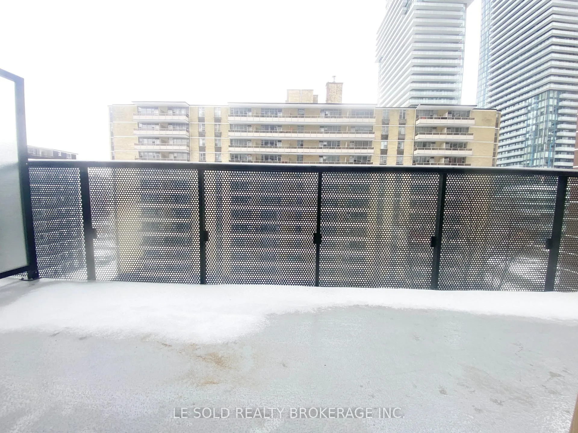 Photo 18 of Unit 704 Room#4, 127 Broadway Avenue, Toronto, Mount Pleasant West — HOMEH