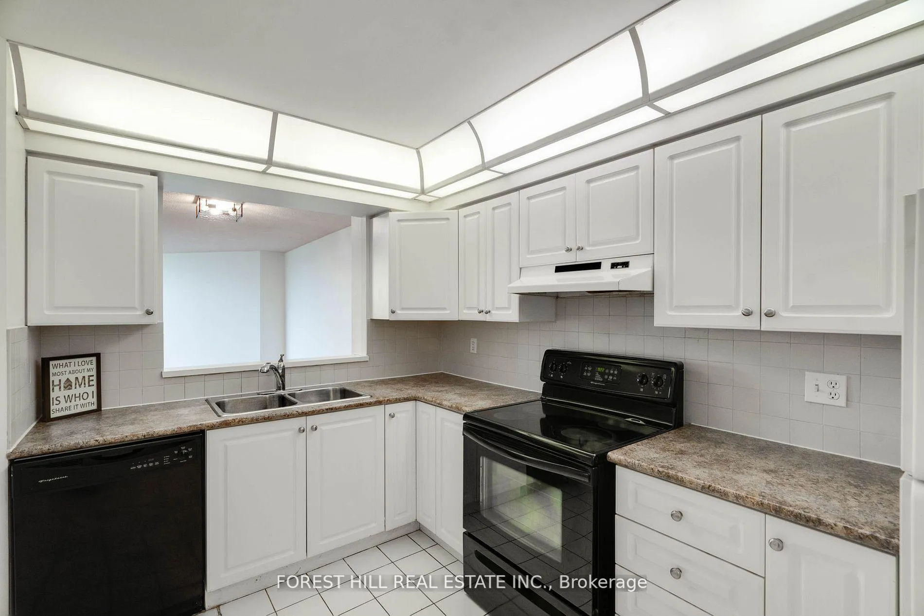 Photo 8 of Unit 506, 120 Promenade Circle, Vaughan, Brownridge — HOMEH