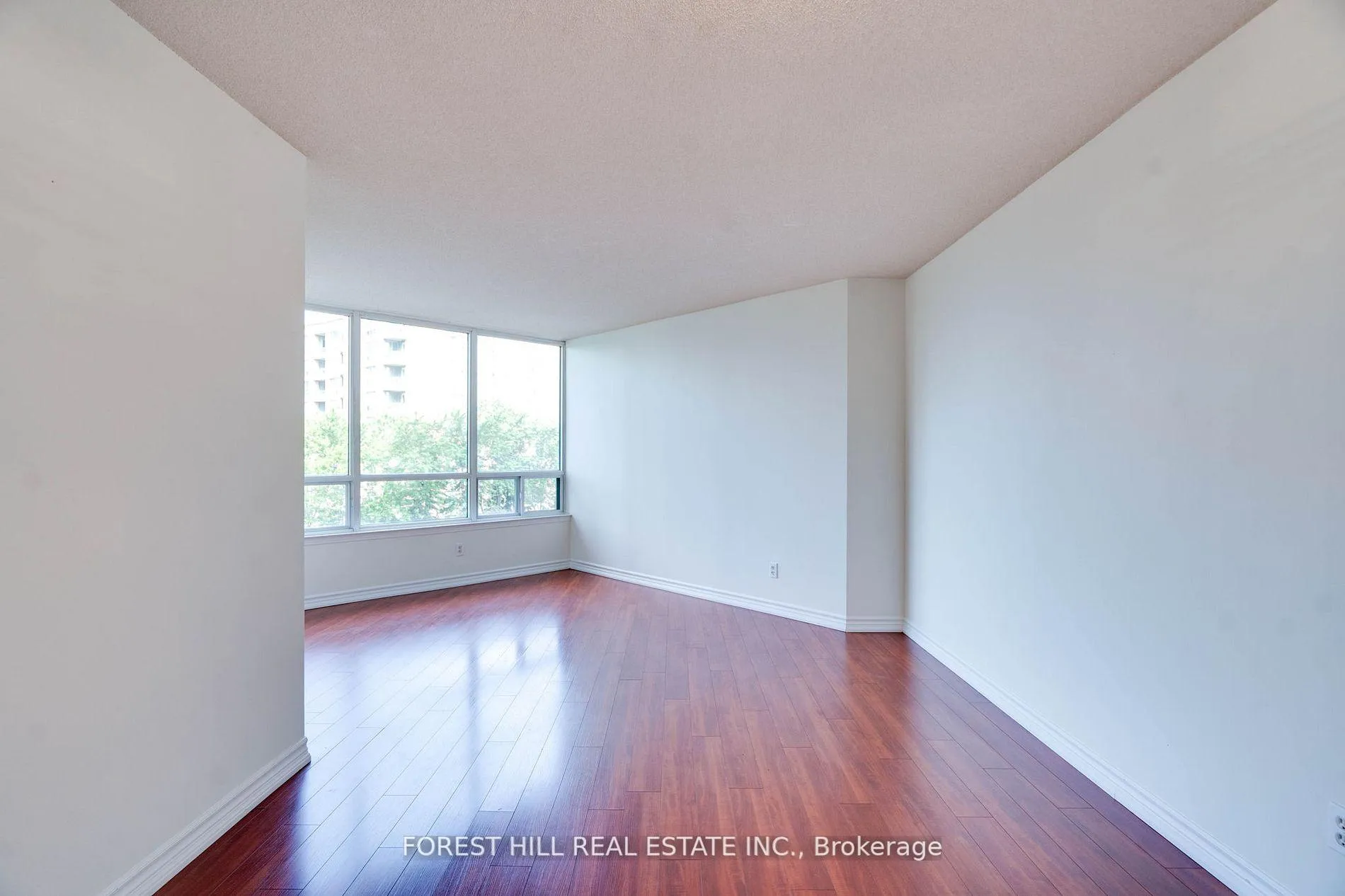 Photo 11 of Unit 506, 120 Promenade Circle, Vaughan, Brownridge — HOMEH
