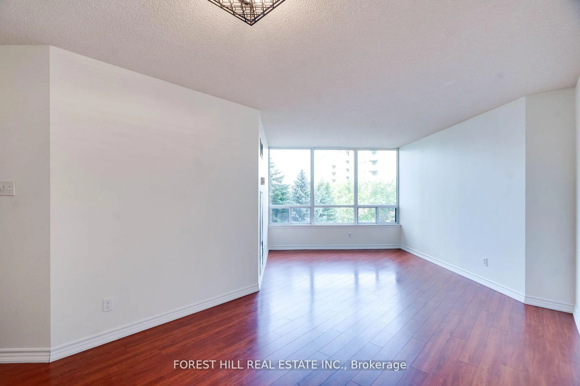 Photo 12 of Unit 506, 120 Promenade Circle, Vaughan, Brownridge — HOMEH
