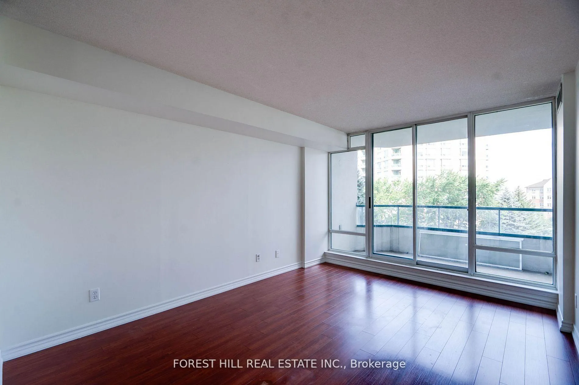 Photo 15 of Unit 506, 120 Promenade Circle, Vaughan, Brownridge — HOMEH