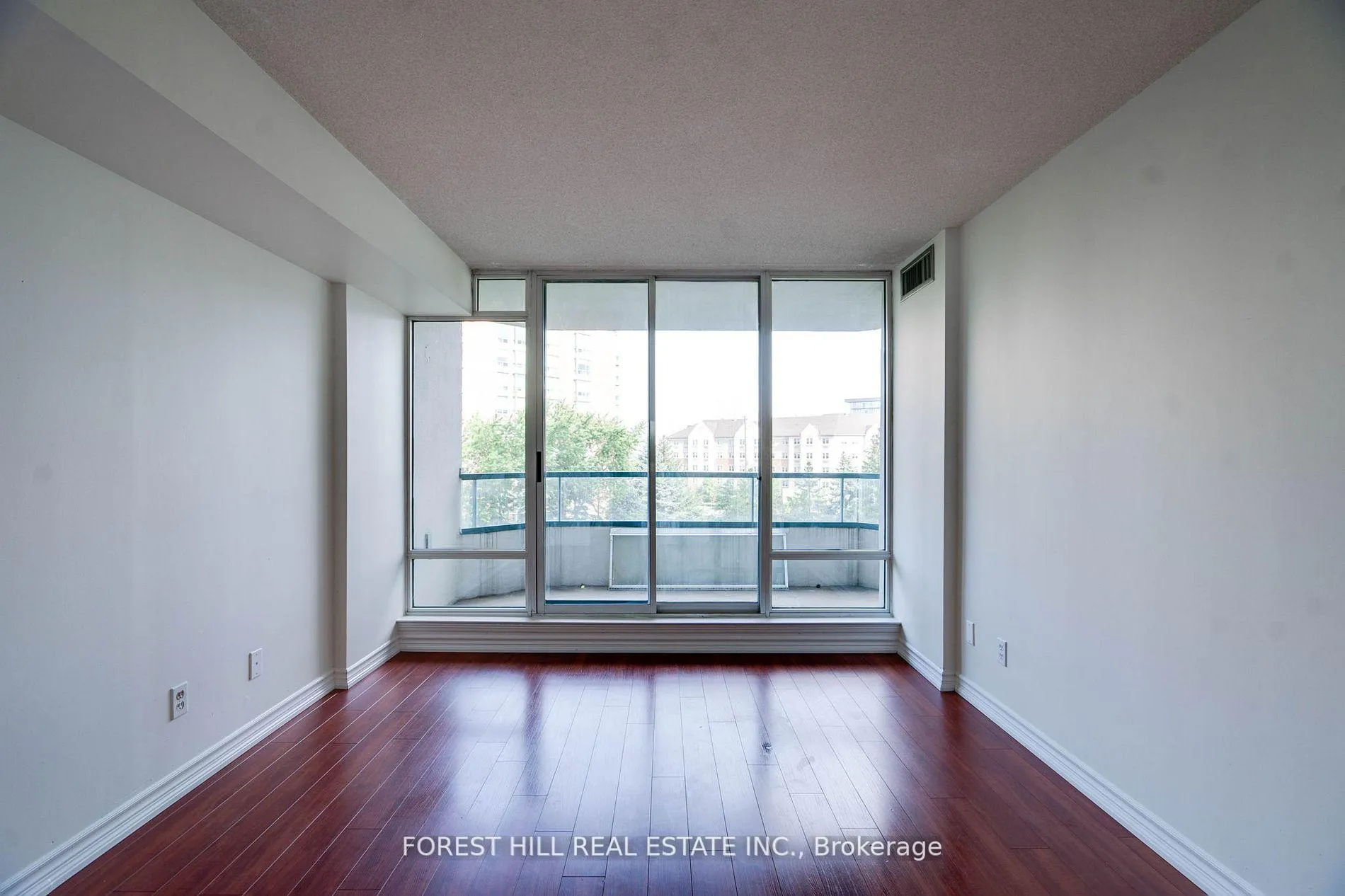 Photo 16 of Unit 506, 120 Promenade Circle, Vaughan, Brownridge — HOMEH