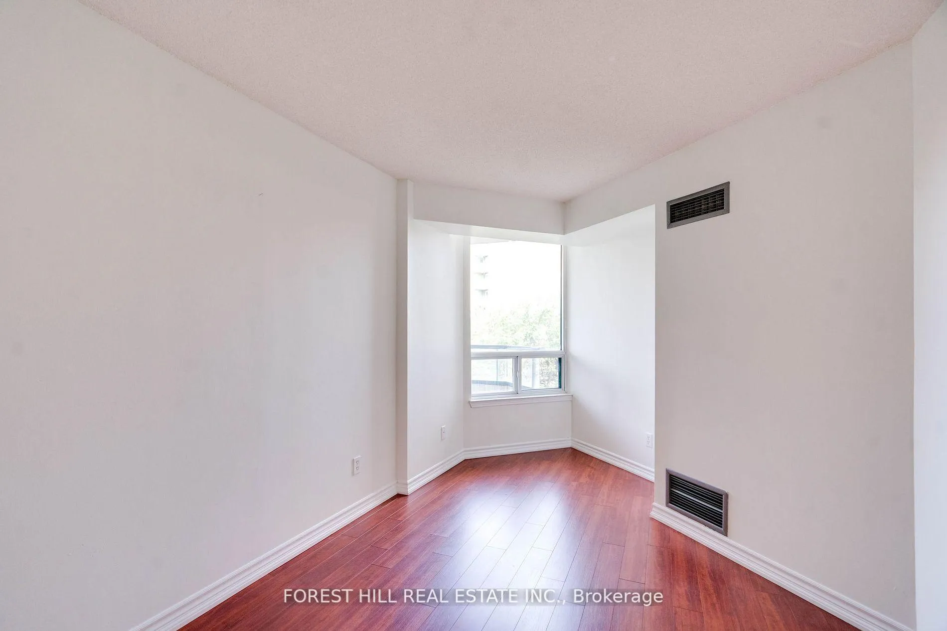 Photo 23 of Unit 506, 120 Promenade Circle, Vaughan, Brownridge — HOMEH