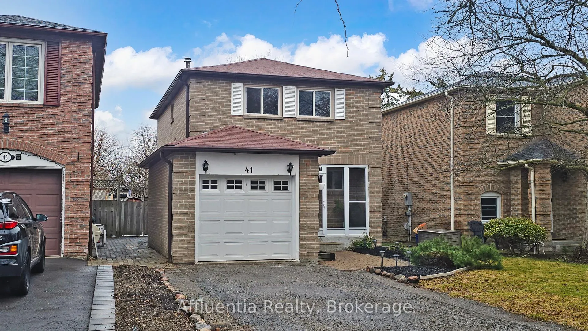 Photo 5 of 41 Barrett Crescent, Ajax, Central West — HOMEH