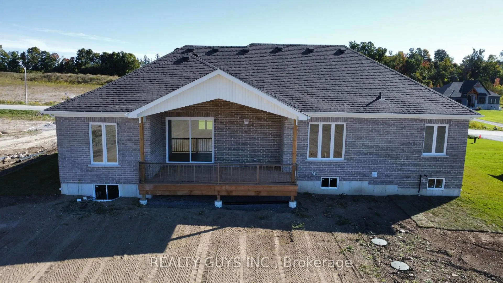 Photo 2 of 2418 Gwendolyn Court, Cavan Monaghan, Cavan Twp — HOMEH