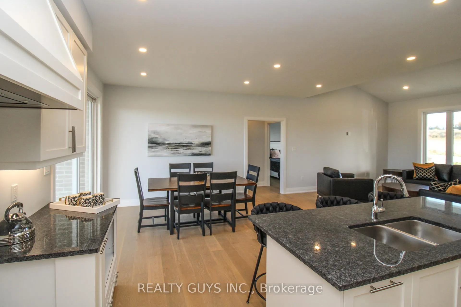 Photo 16 of 2418 Gwendolyn Court, Cavan Monaghan, Cavan Twp — HOMEH
