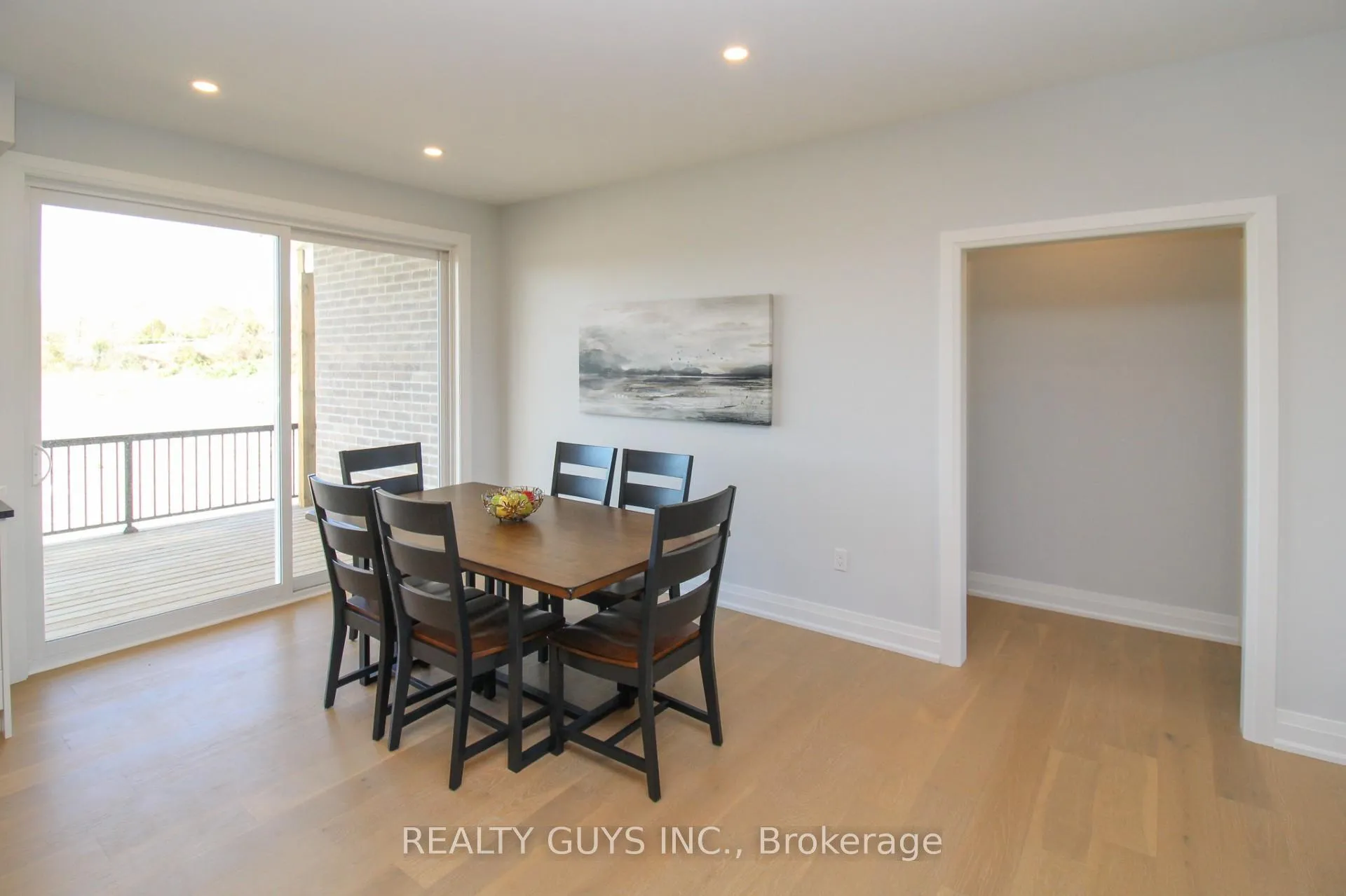 Photo 17 of 2418 Gwendolyn Court, Cavan Monaghan, Cavan Twp — HOMEH