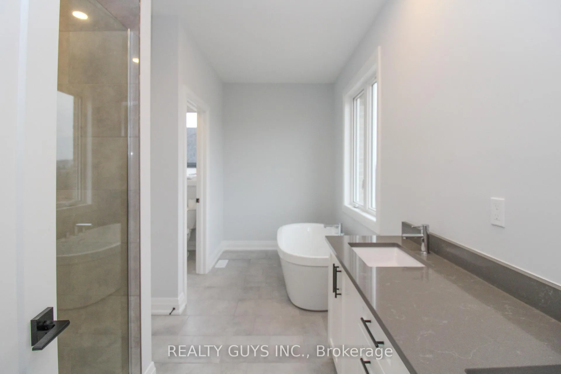 Photo 26 of 2418 Gwendolyn Court, Cavan Monaghan, Cavan Twp — HOMEH