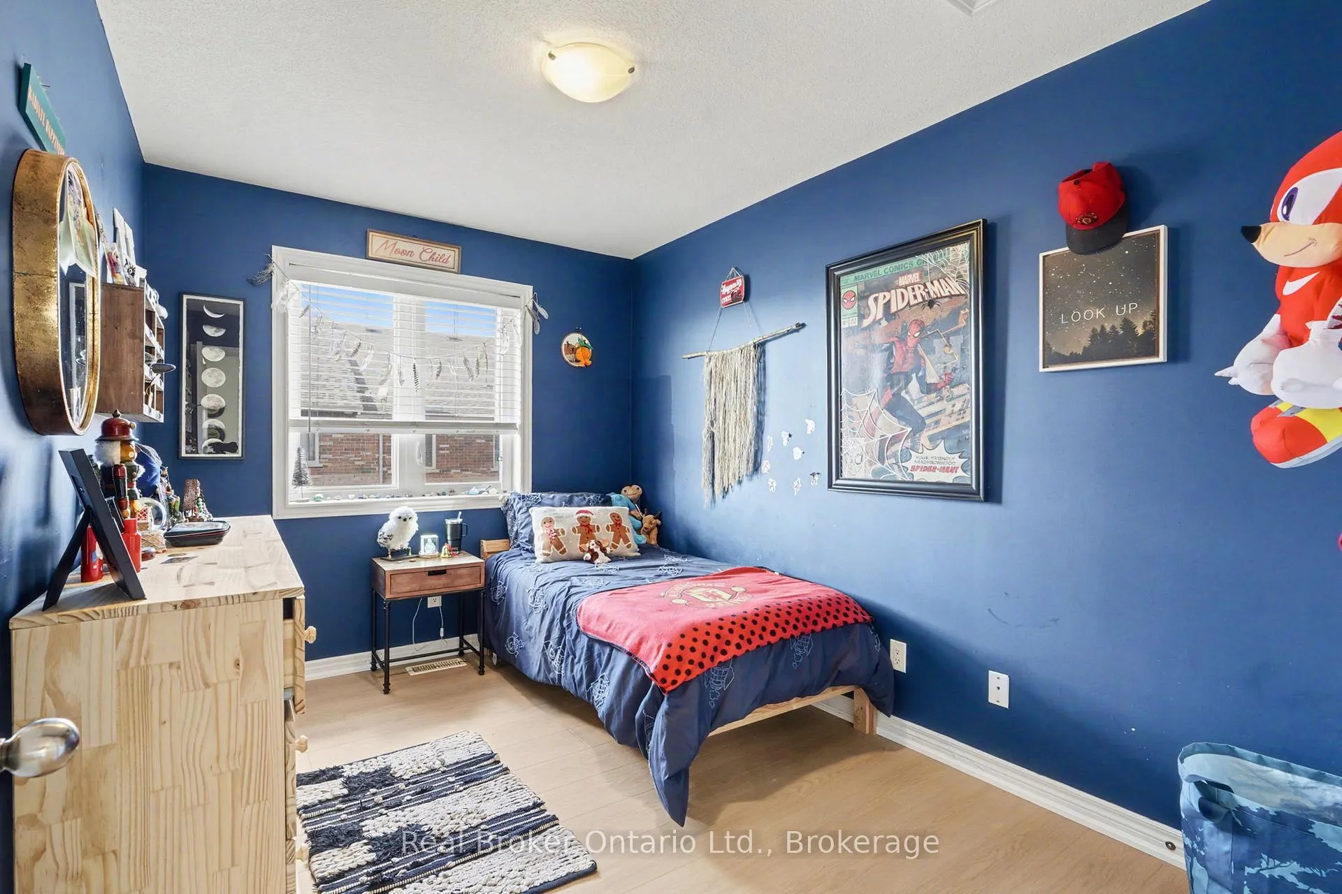 Photo 22 of Unit 18, 45 Seabreeze Crescent, Hamilton, Lakeshore — HOMEH