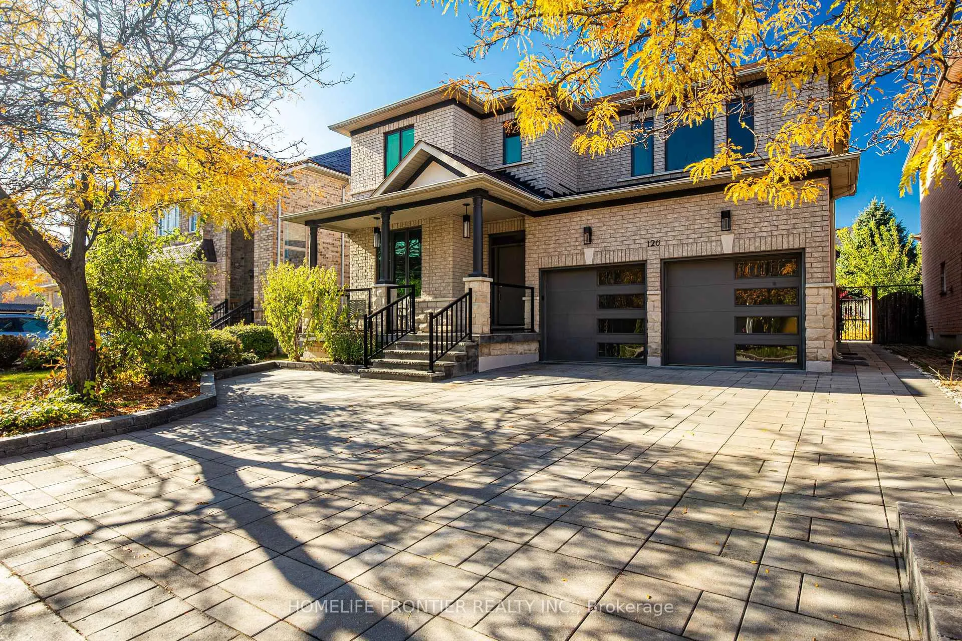 Photo 1 of 126 Forecastle Road, Vaughan, Patterson — HOMEH
