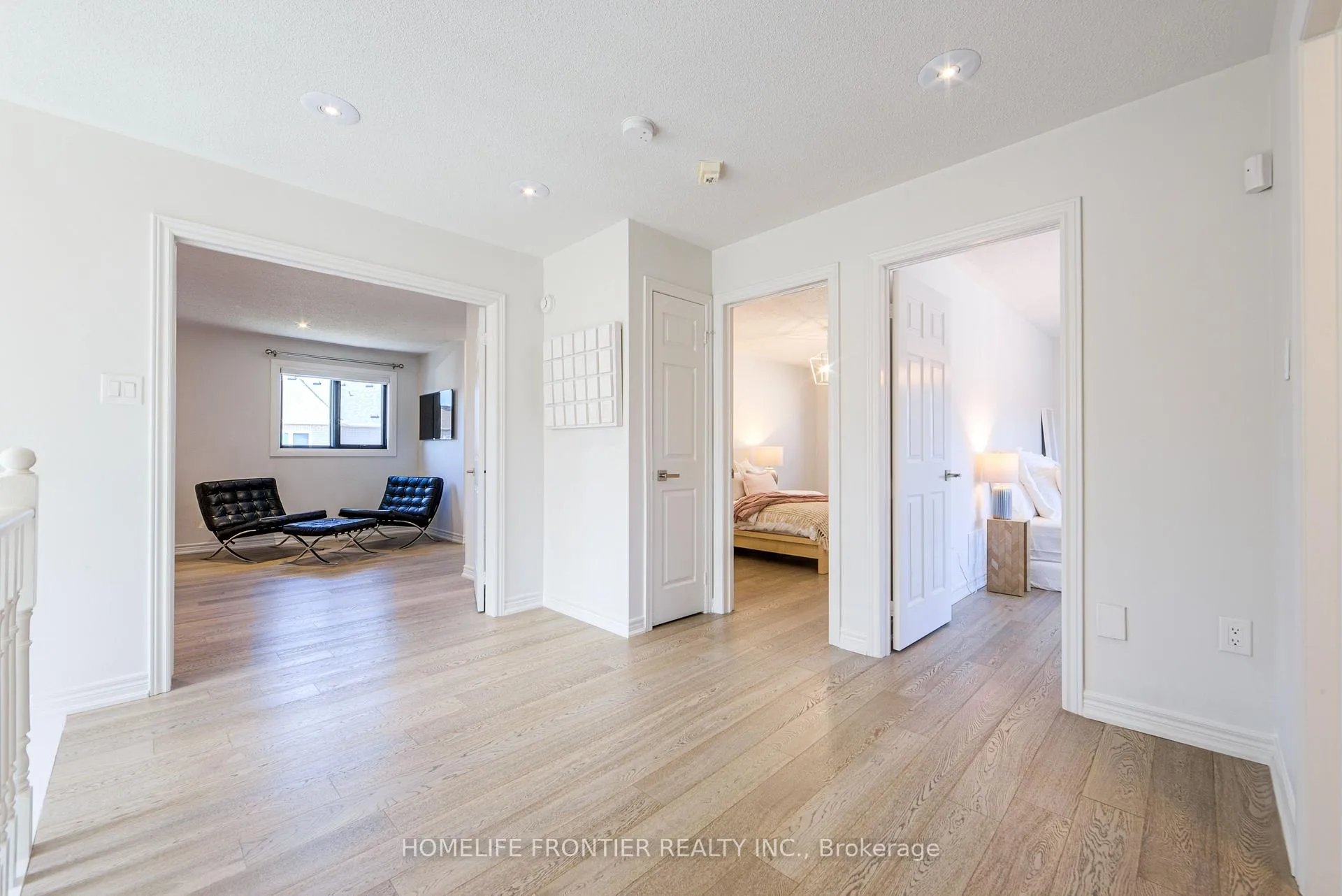 Photo 16 of 126 Forecastle Road, Vaughan, Patterson — HOMEH