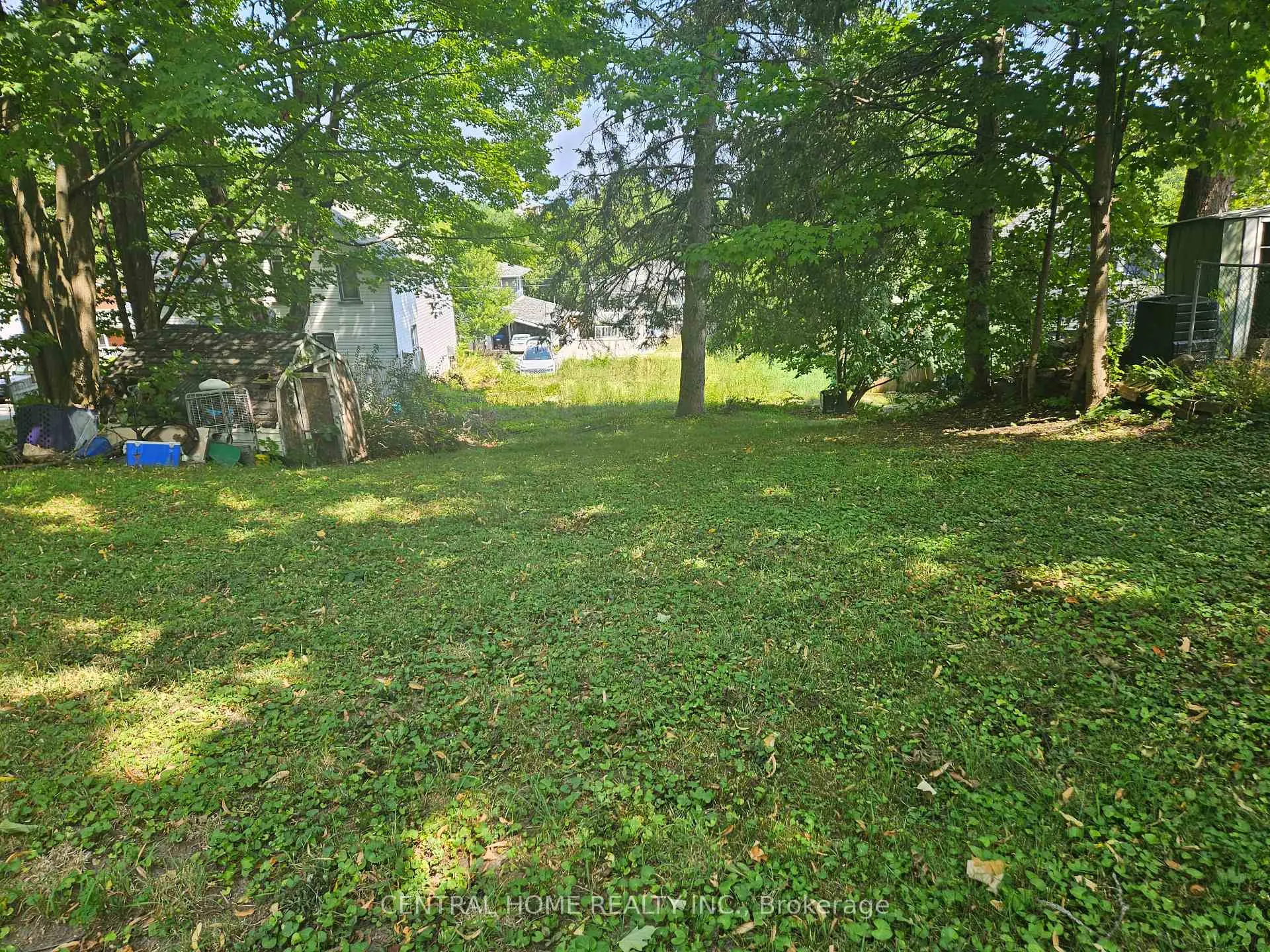 Photo 2 of 174 Sixth Street, Midland — HOMEH