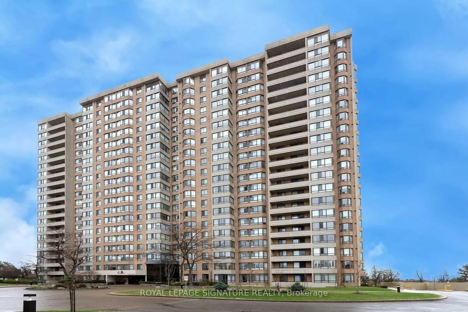 Front of Unit 1101, 100 County Court Boulevard