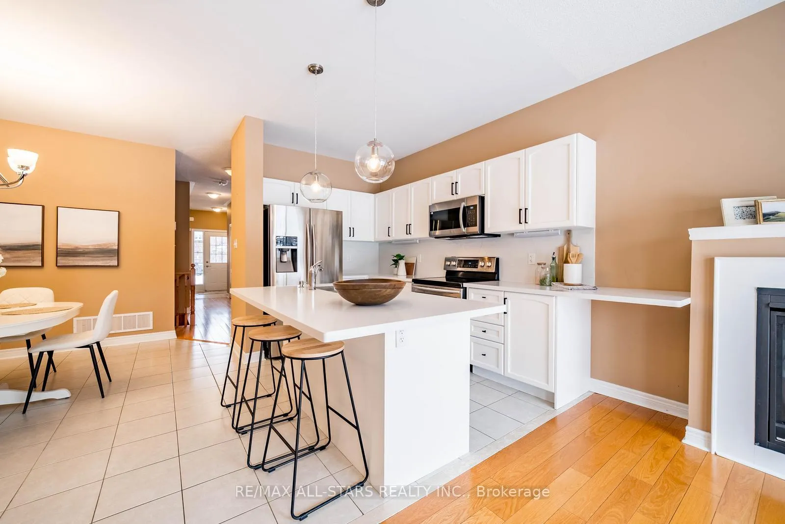 Photo 10 of 2 Bud Doucette Court, Uxbridge — HOMEH