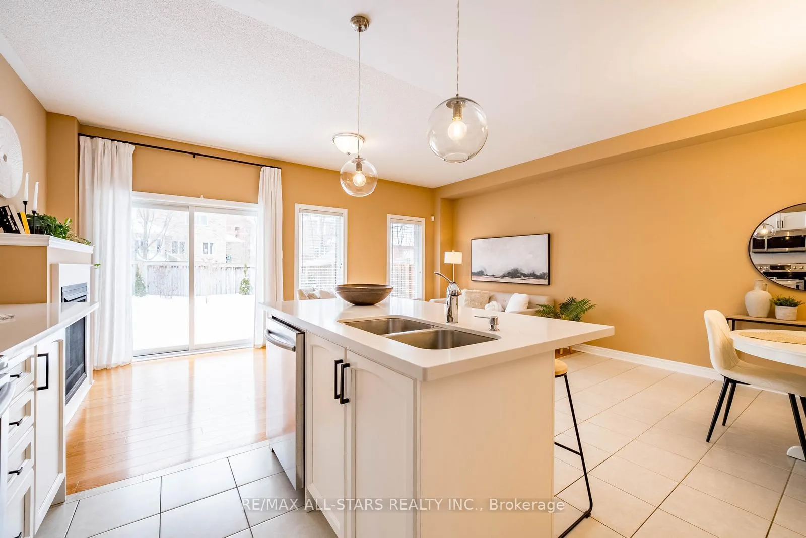 Photo 12 of 2 Bud Doucette Court, Uxbridge — HOMEH