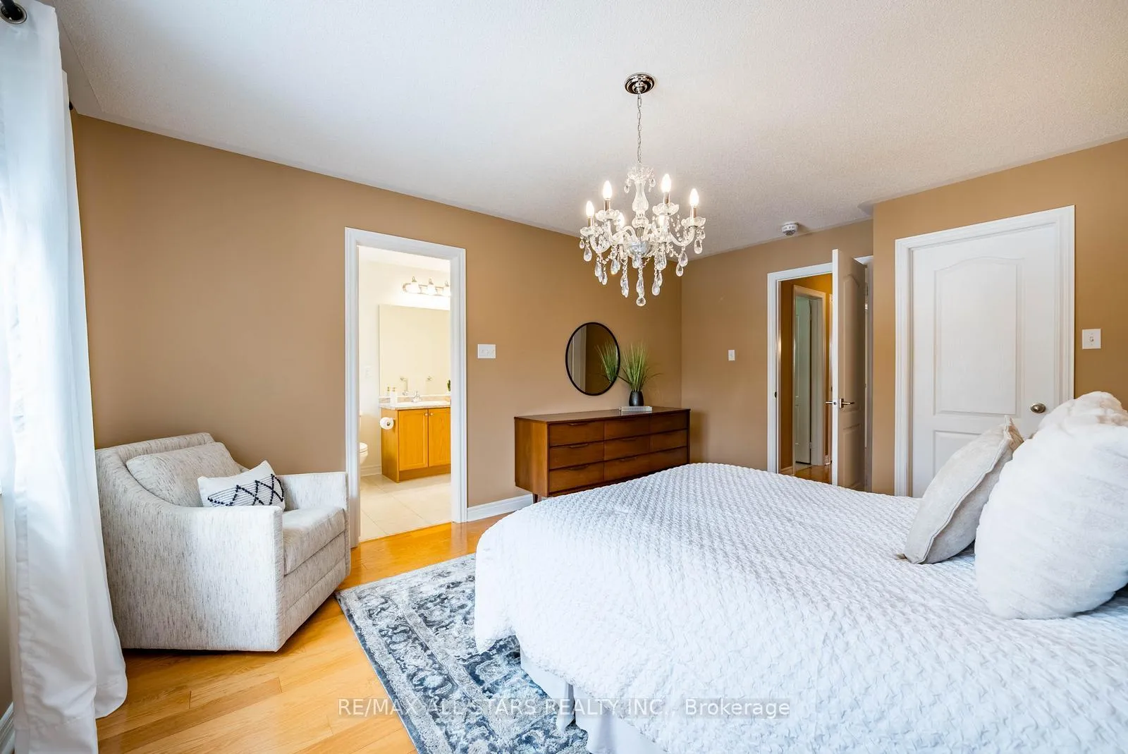 Photo 23 of 2 Bud Doucette Court, Uxbridge — HOMEH